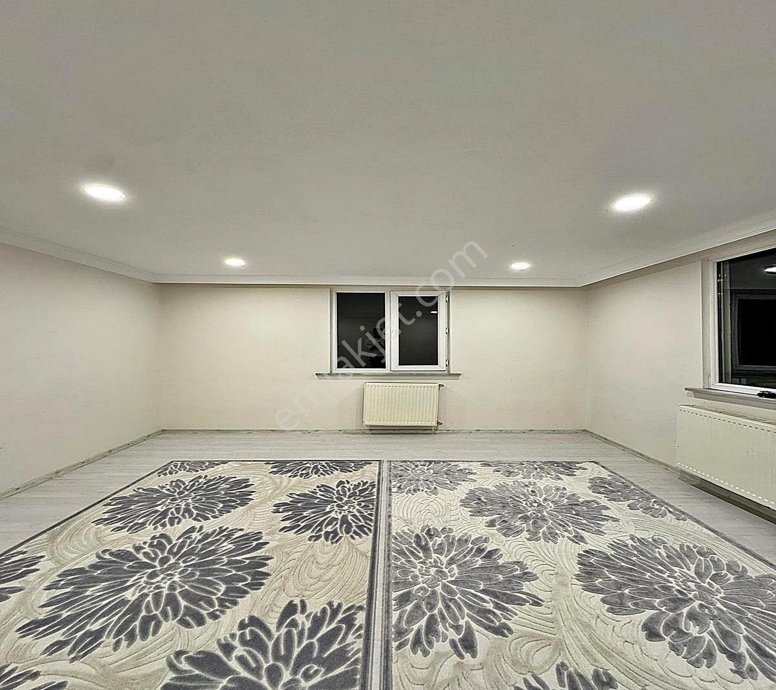 Metroya Yürüme Geniş Teraslı İskanlı Temiz 4+1 Satılık Daire - Görsel 20