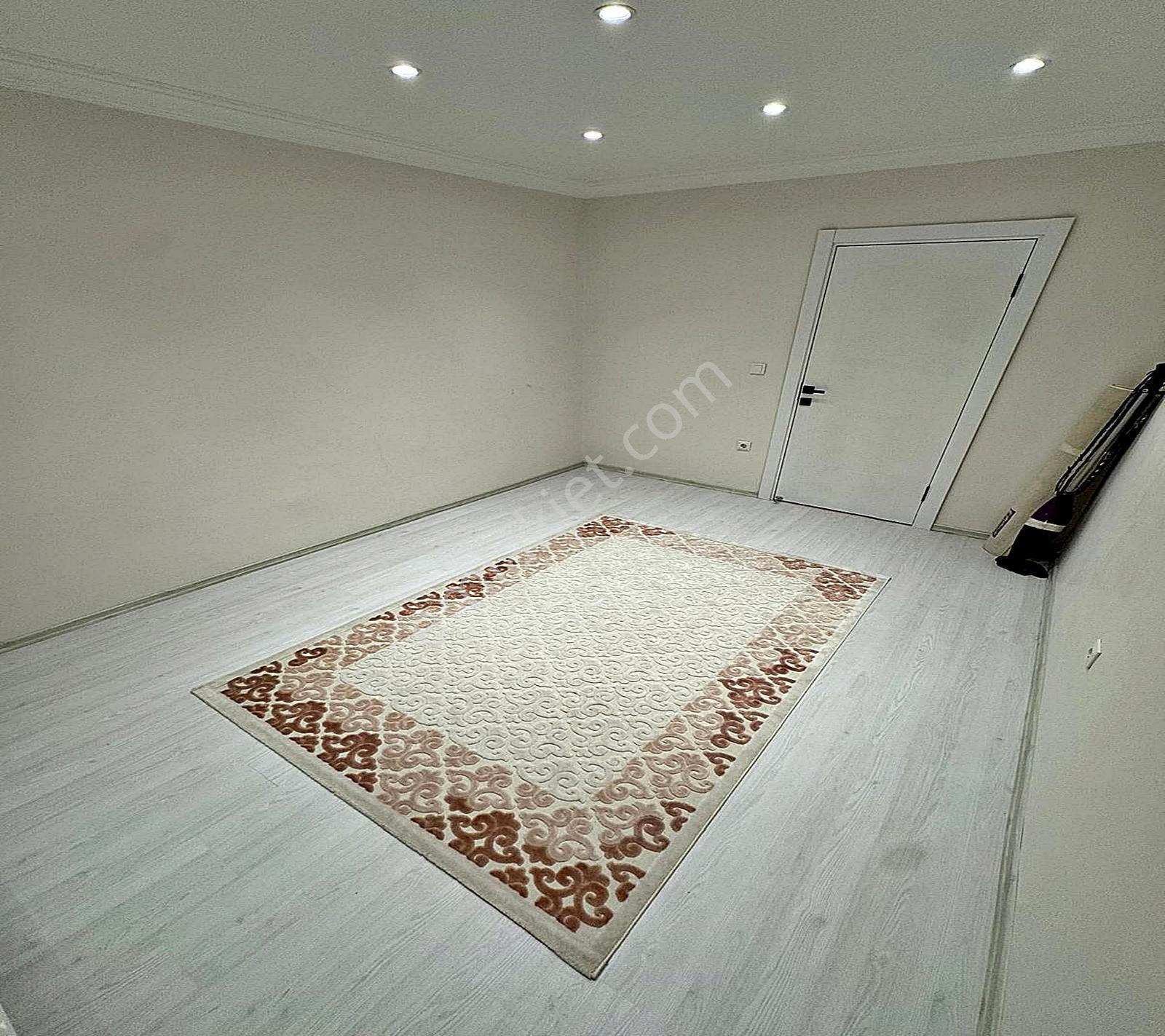 Metroya Yürüme Geniş Teraslı İskanlı Temiz 4+1 Satılık Daire - Görsel 11