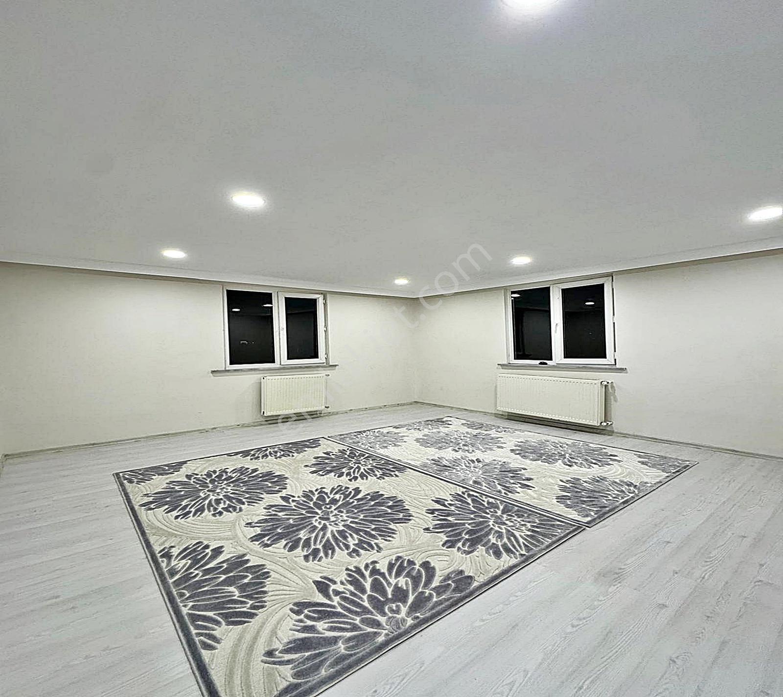 Metroya Yürüme Geniş Teraslı İskanlı Temiz 4+1 Satılık Daire - Görsel 12