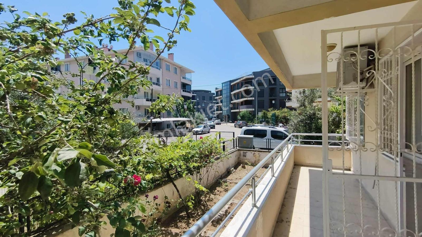 Sarımsaklıda Orman Manzaralı Bahçe Kullanımlı 3+1 Satılık Daire - Görsel 16