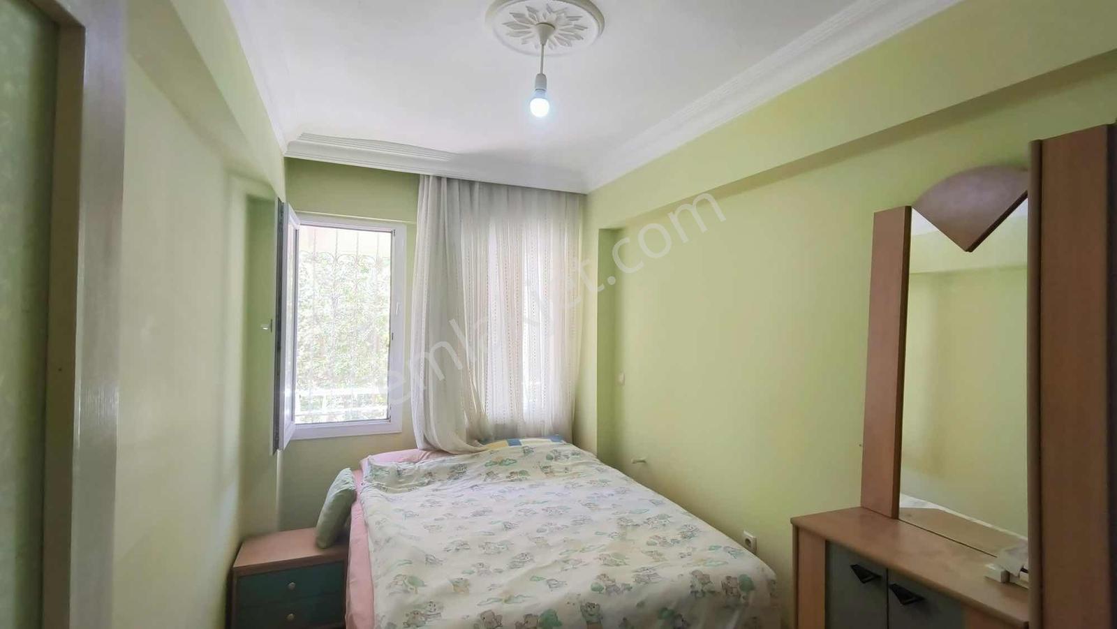 Sarımsaklıda Orman Manzaralı Bahçe Kullanımlı 3+1 Satılık Daire - Görsel 9