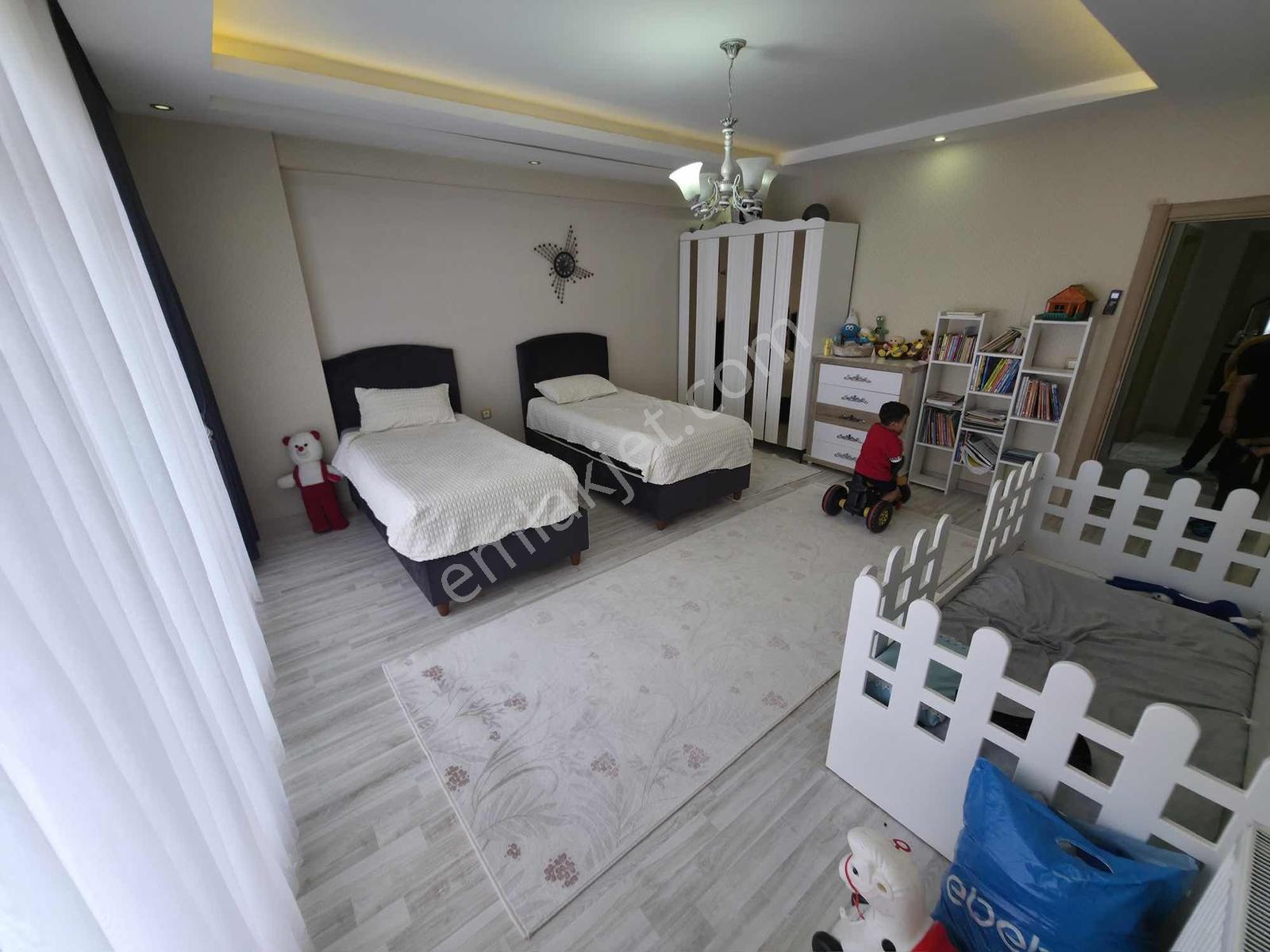 Nevruz Caddesi Üzeri Cadde Cephesi 3+1 Lüks Daire - Görsel 16