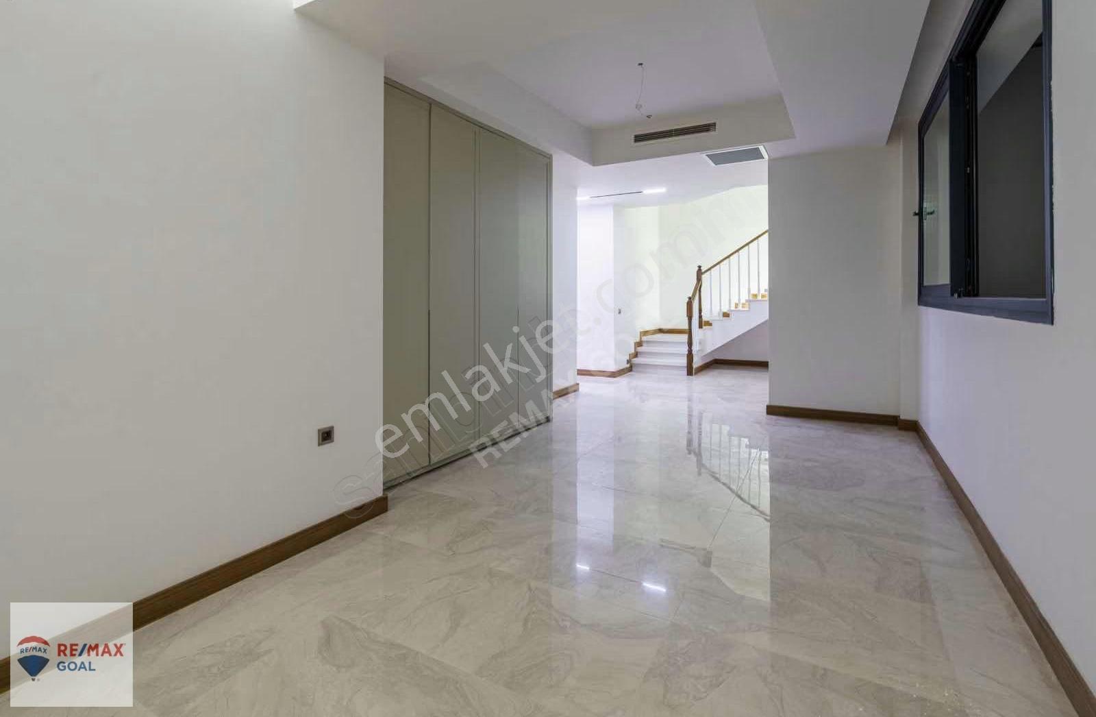 Panoramik Manzaralı 1000 M2 Satılık Malikane - Görsel 7