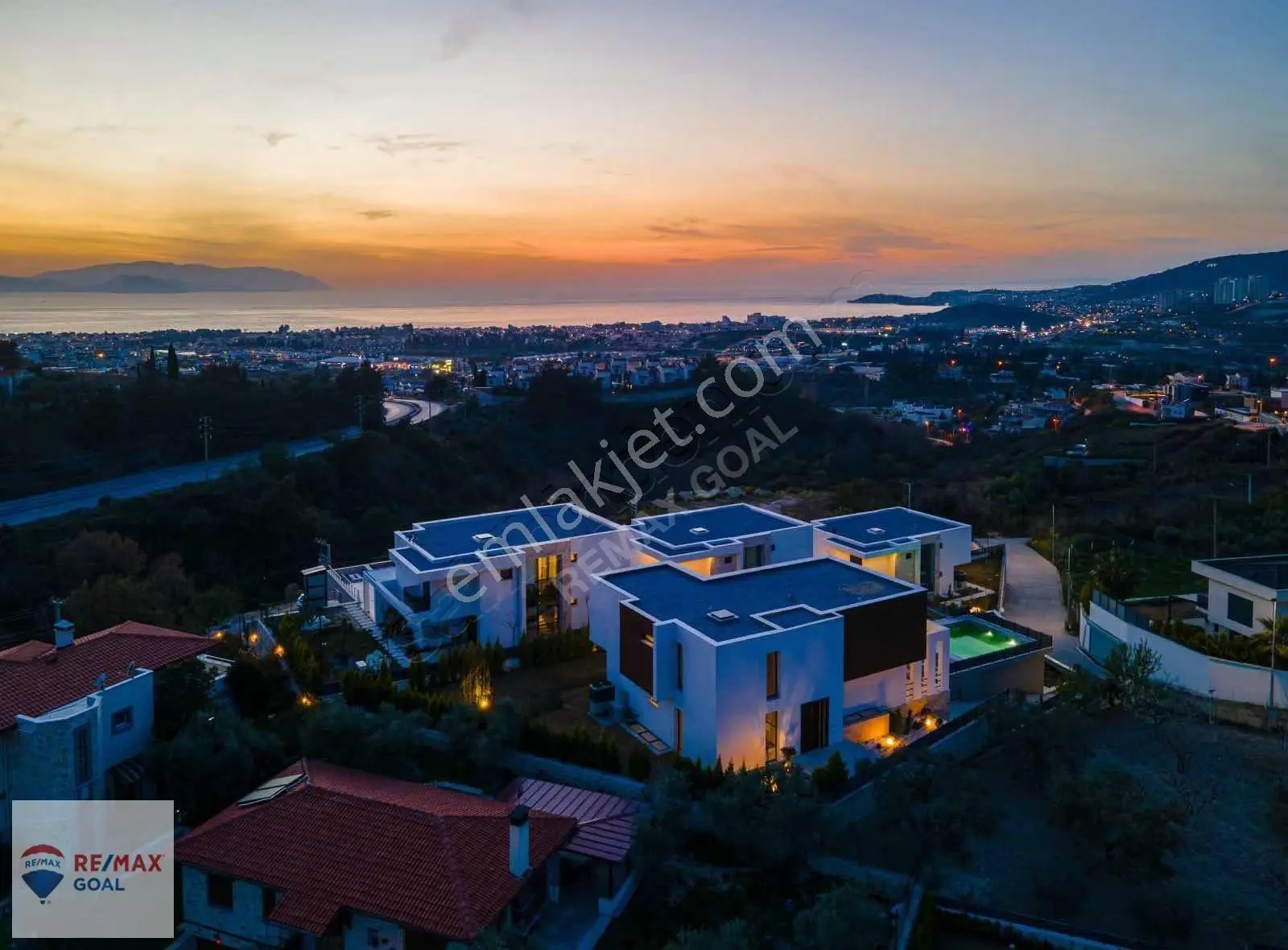 Panoramik Manzaralı 1000 M2 Satılık Malikane - Görsel 4