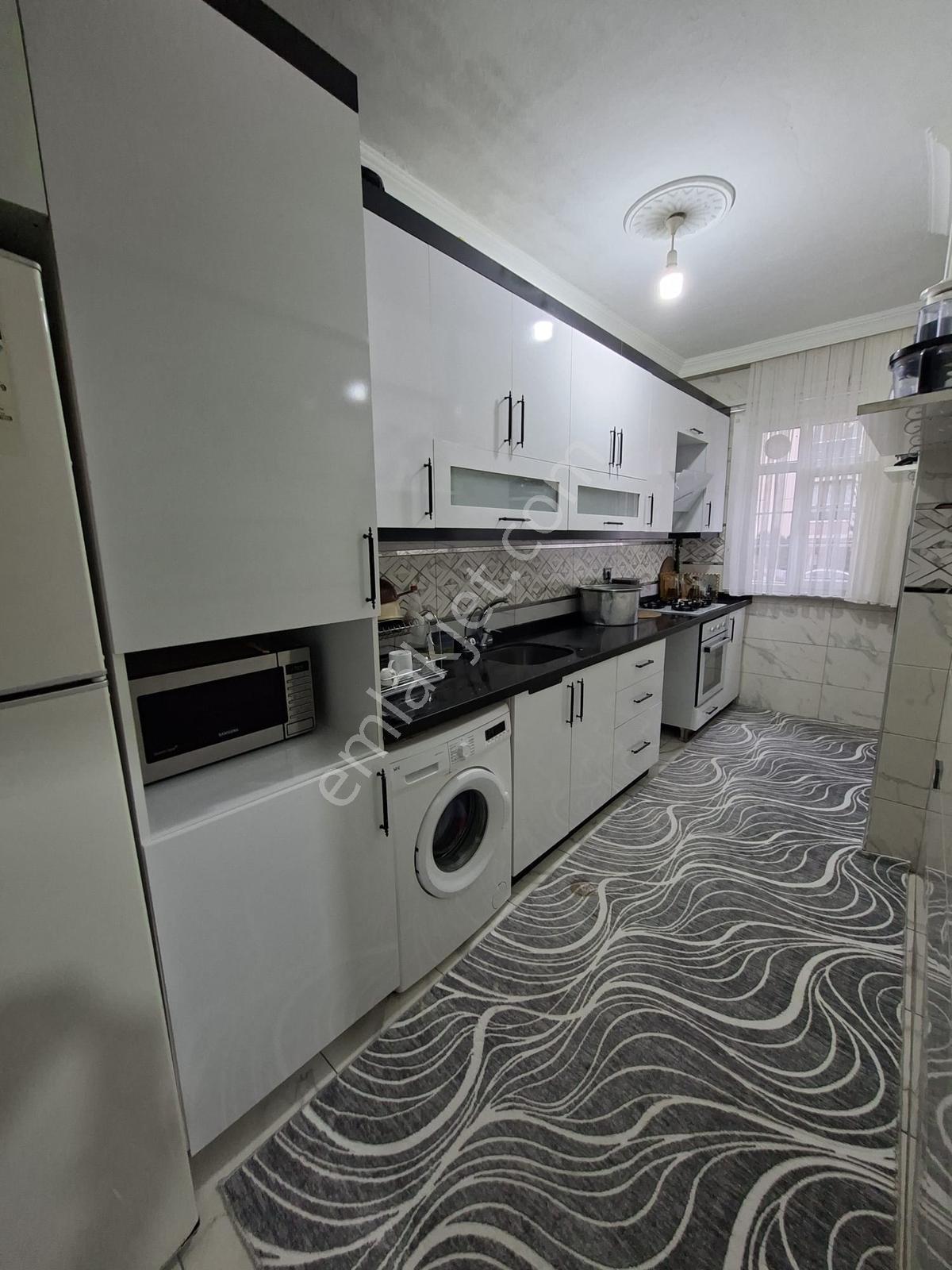 Tramvaya Yakın Yüksek Giriş 3+1 Odalı Hisseli Satılık Daire - Görsel 11
