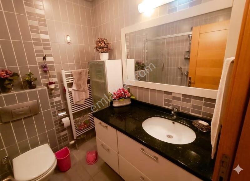 Buğra Dan Maybak Sitesinde Göl Manzaralı Lüxx Ara Kat 4+1 Daire - Görsel 15