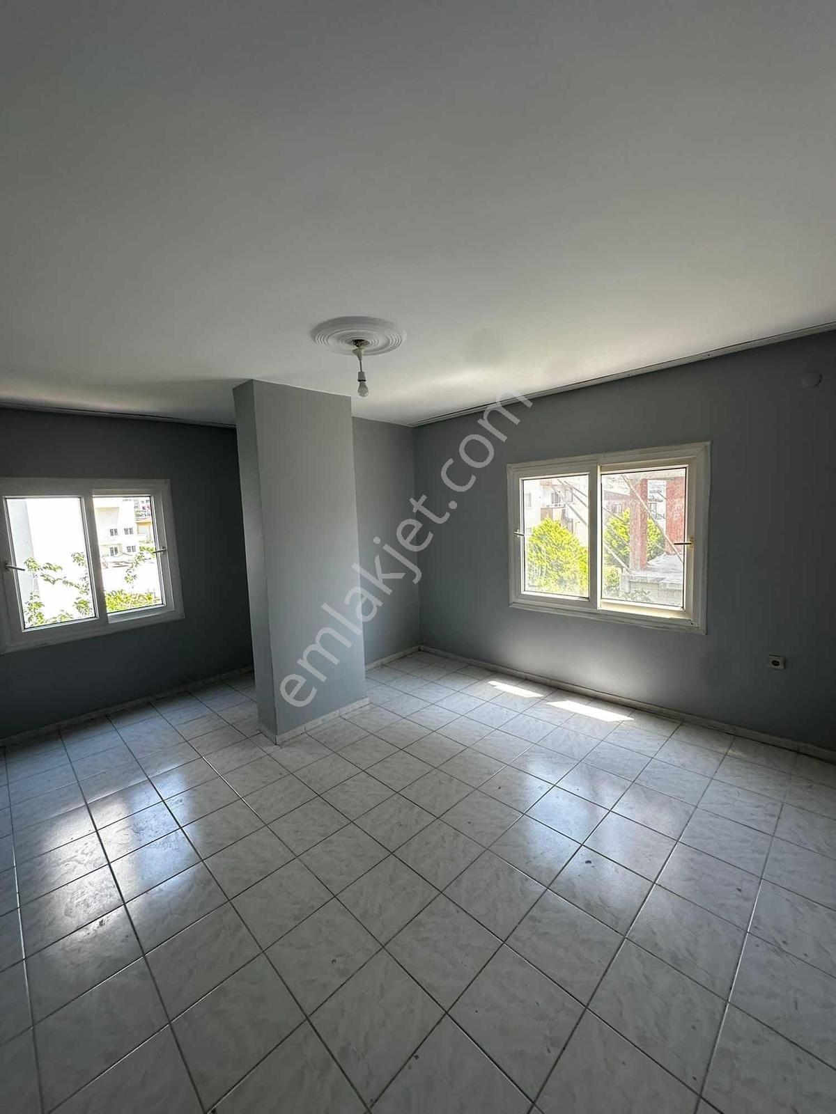 Atmaca'dan 4 Cepheli, 3 Balkonlu 220 M² 3+1 Daire - Görsel 10