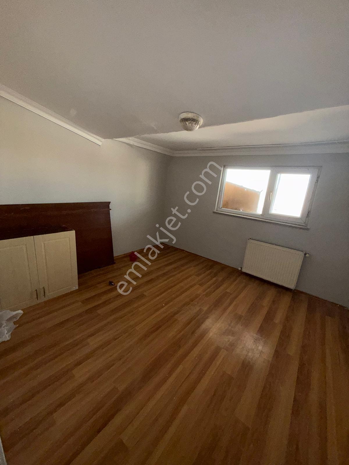 Cerrahpaşa Emlaktan Esenyurt Mehterçeşmede Teraslı Şehir Manzaralı 2+1 Kiralık Daire - Görsel 3