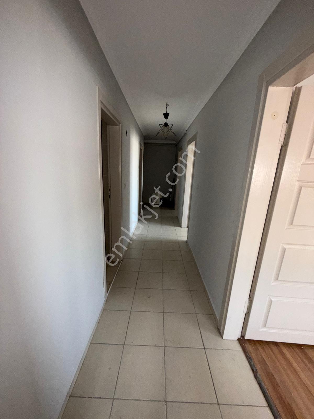 Cerrahpaşa Emlaktan Esenyurt Mehterçeşmede Teraslı Şehir Manzaralı 2+1 Kiralık Daire - Görsel 8