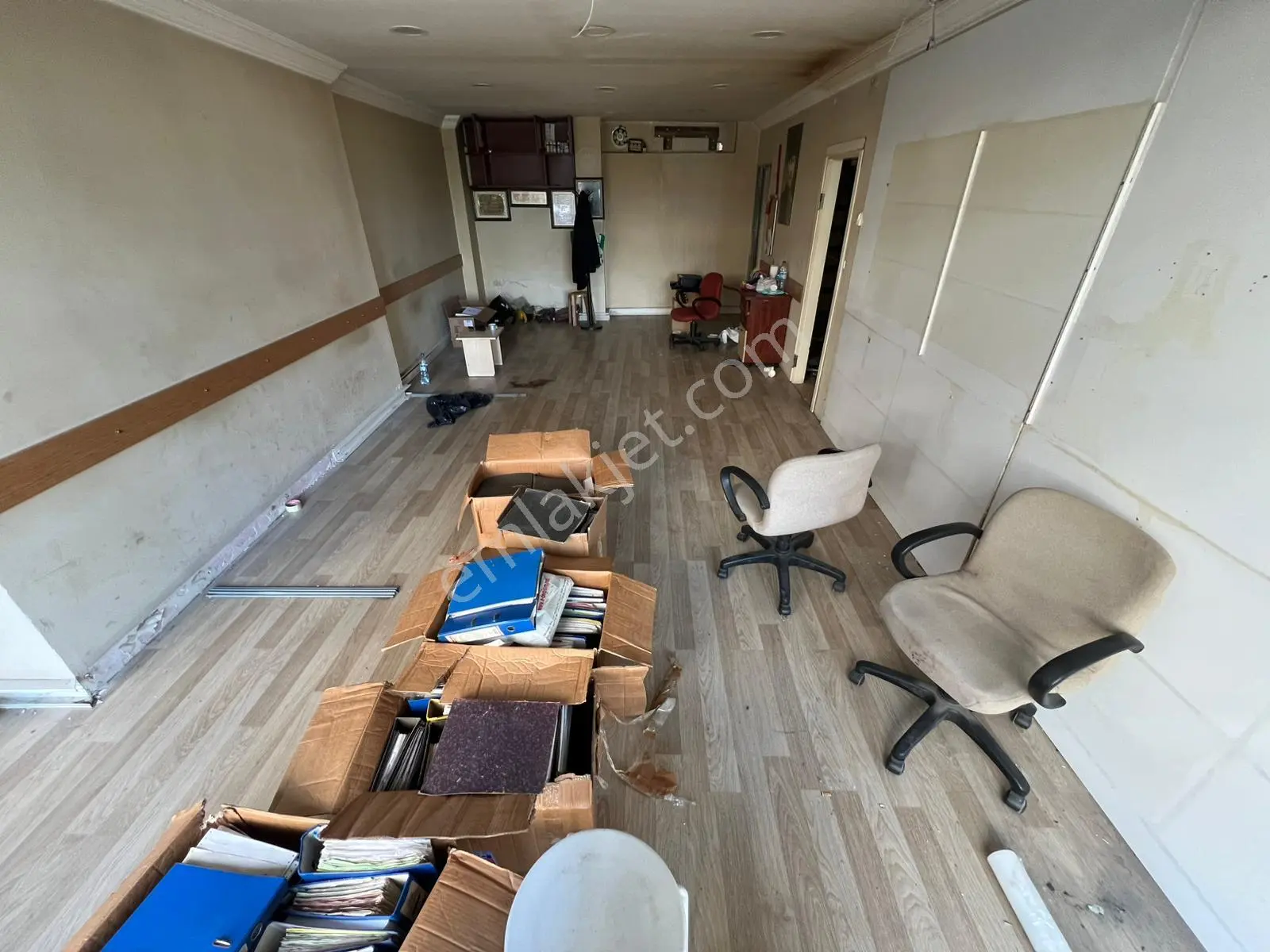 Pegaas'tan Üniversite Mah. Asma Katlı Düz Giriş Kiralık Dükkan** - Görsel 3