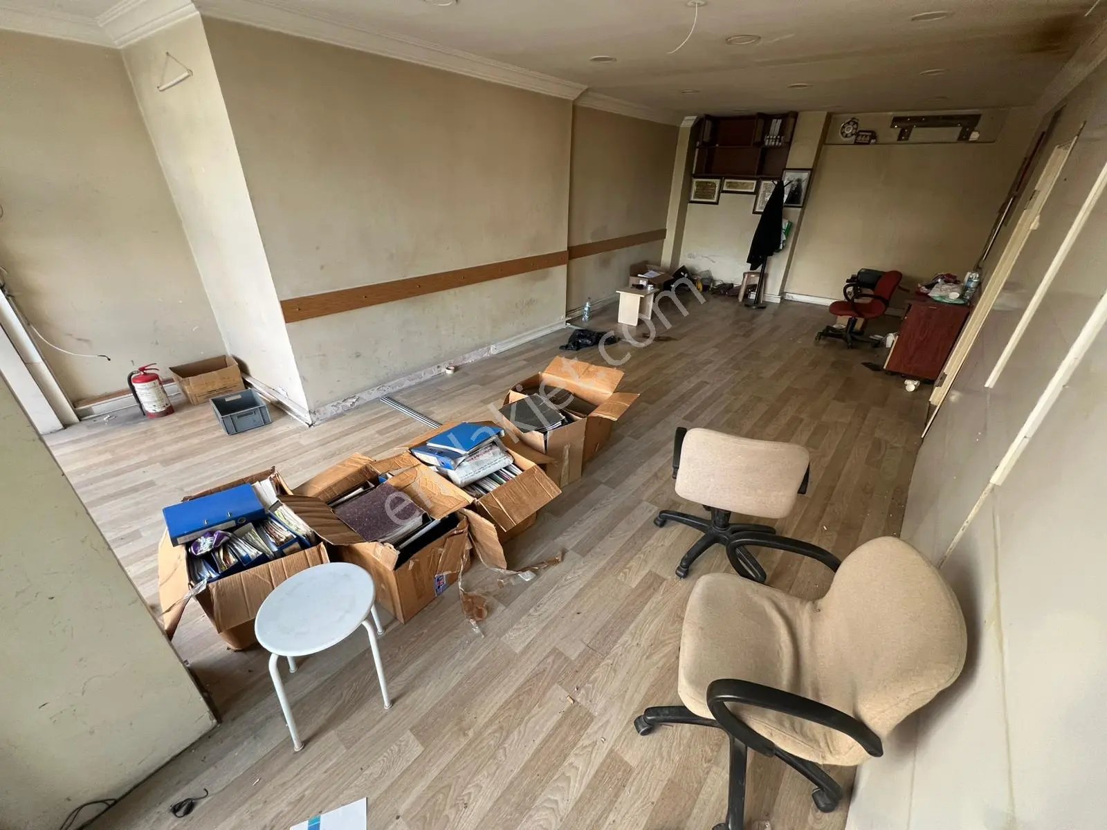 Pegaas'tan Üniversite Mah. Asma Katlı Düz Giriş Kiralık Dükkan** - Görsel 2