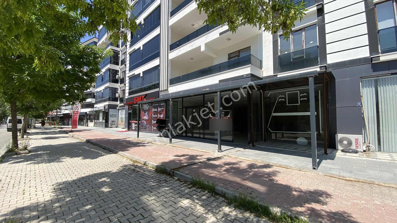 Ümit Emlak|sürsürü/ana Cadde Üzeri İşlek Lokasyon 220m2 Kiralık - Görsel 17