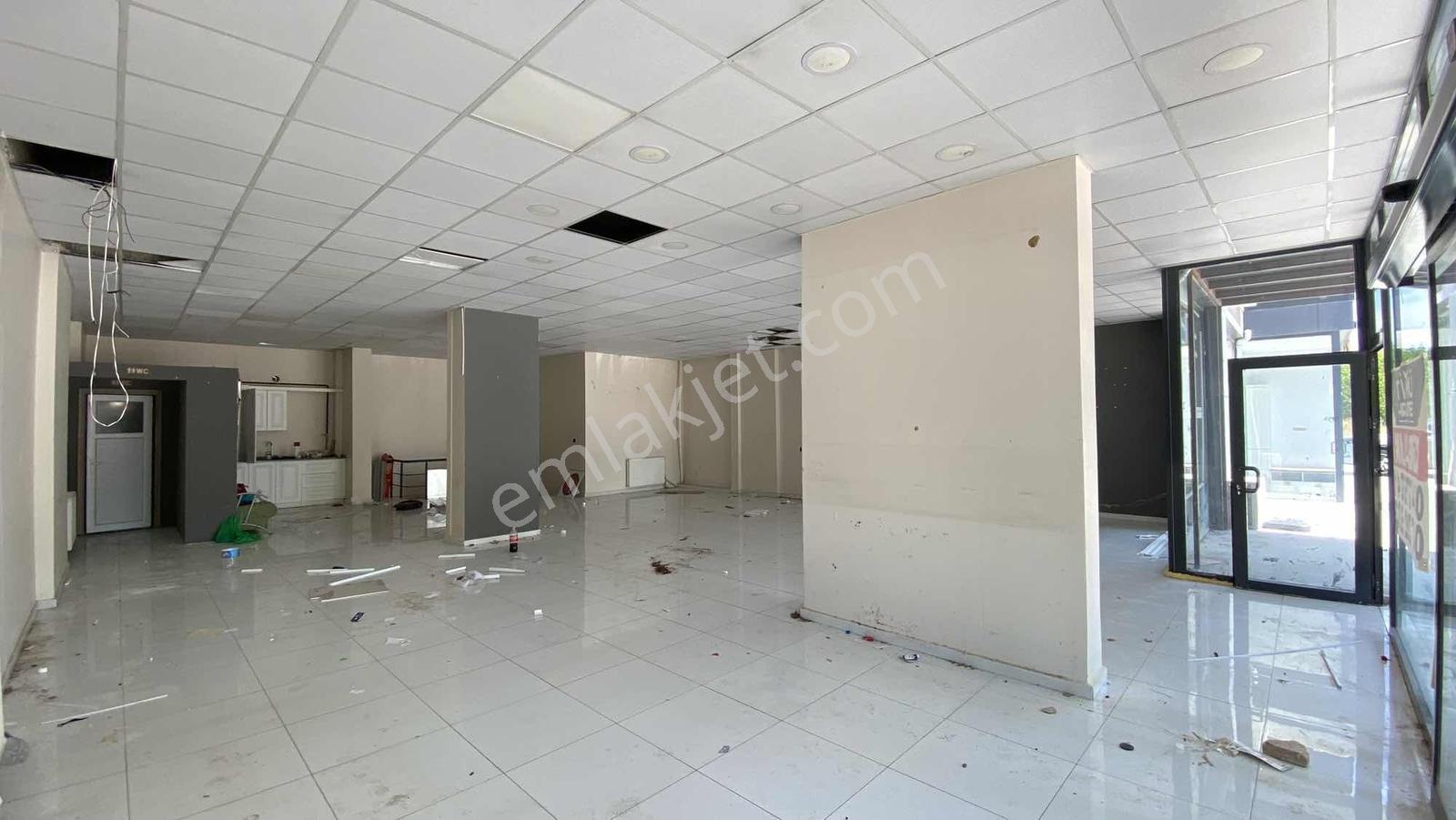 Ümit Emlak|sürsürü/ana Cadde Üzeri İşlek Lokasyon 220m2 Kiralık - Görsel 8