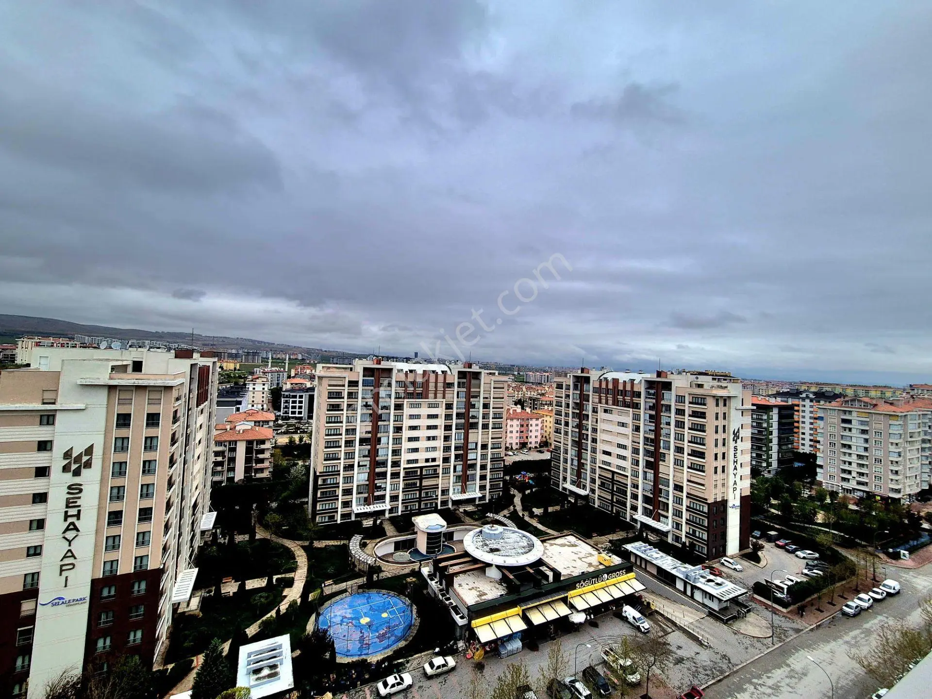 Emrah Çiftci'den Selçuklu Yazır Mah.vadi Park Sit.satılık 4+1 Arakat Lüks Daire