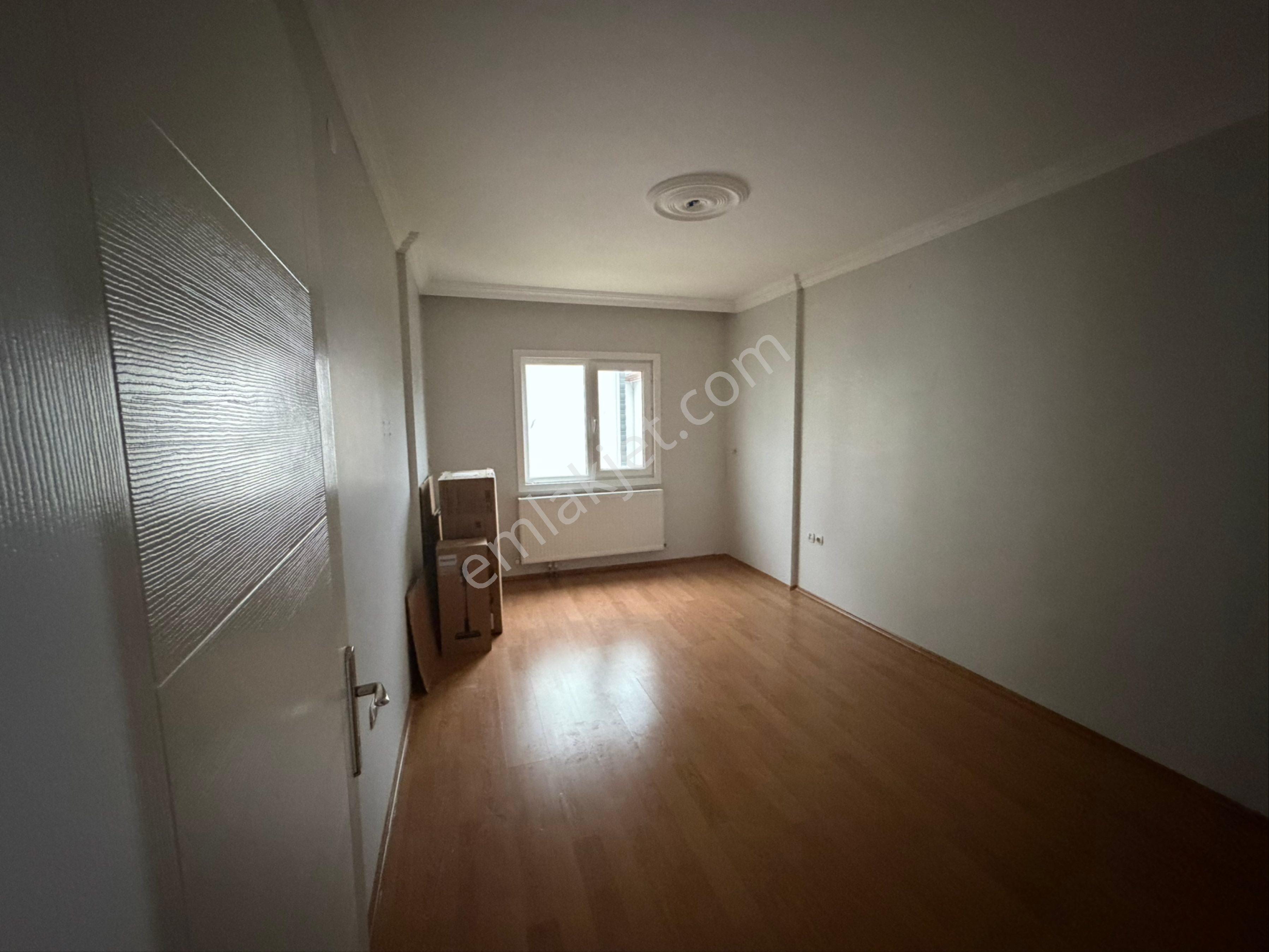 Remax Mavi Den Toki İlköğretim Yanında Arakat 3+1 Ferah Daire - Görsel 13