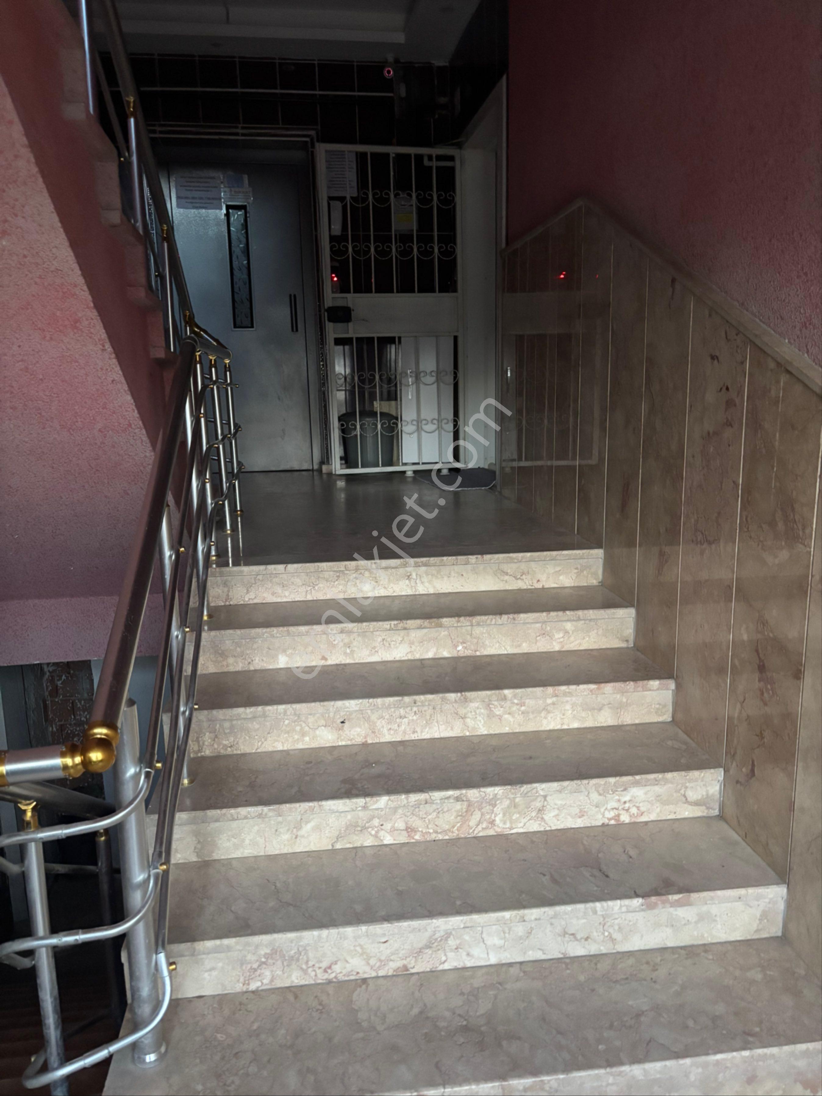 Güngör Emlaktan Güzelyurt Mahallesi Prestijevlerinde Satılık Daire - Görsel 9