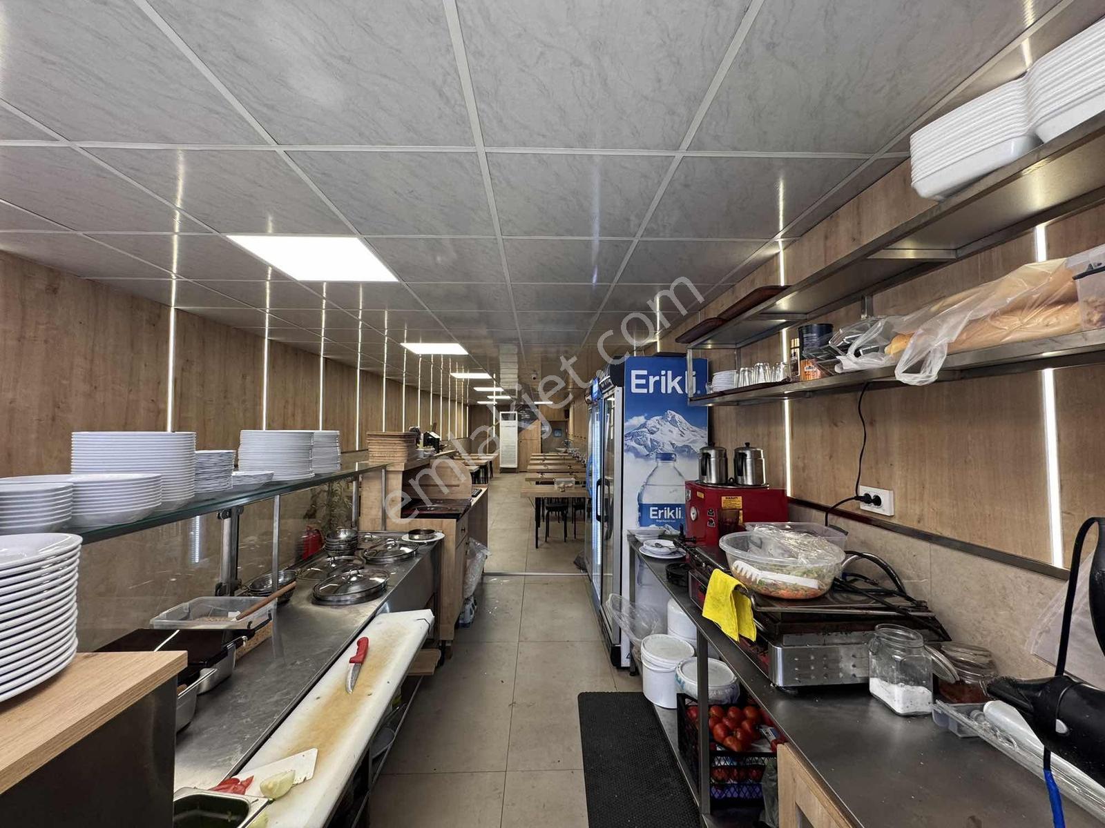 Eski Sanayide Tadilatlı 200m2 Hazır Kurulu Düzenli Restoran - Görsel 15