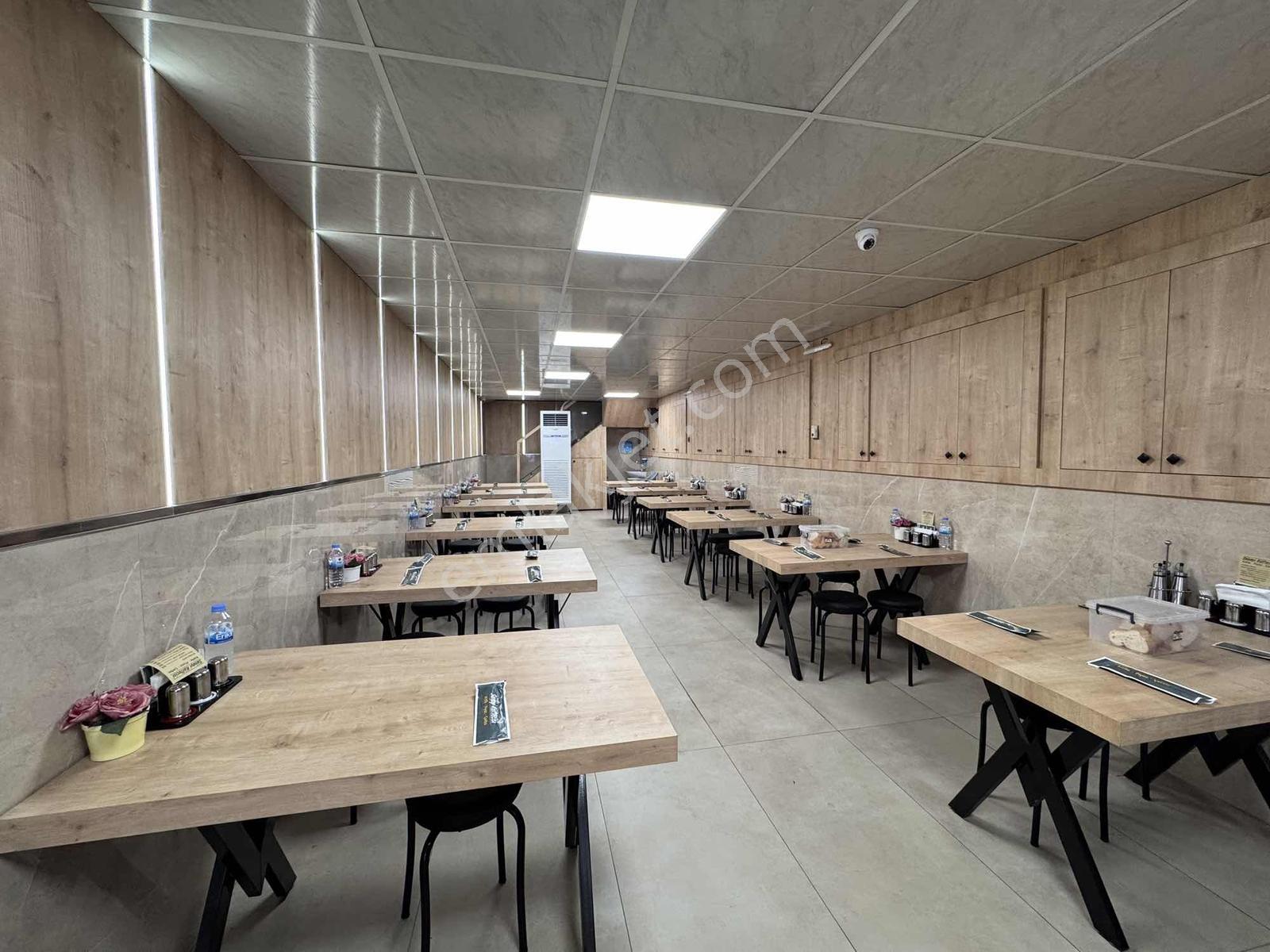 Eski Sanayide Tadilatlı 200m2 Hazır Kurulu Düzenli Restoran - Görsel 4