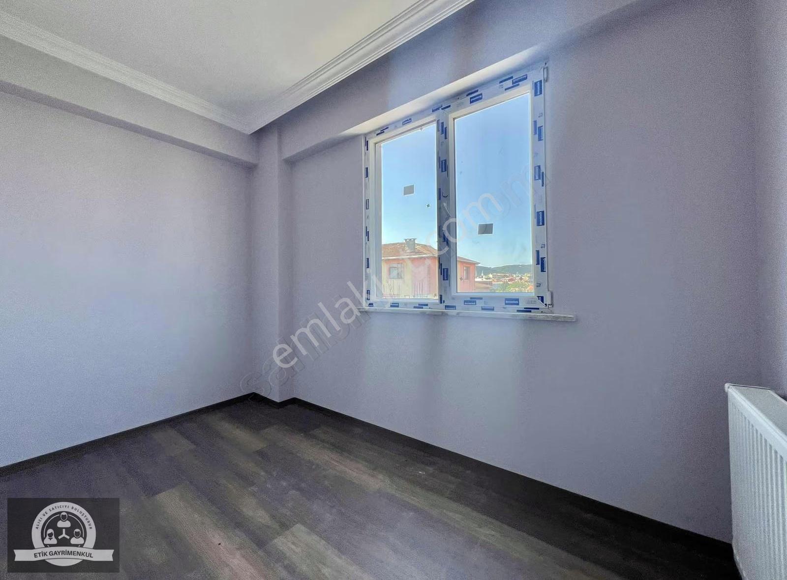 Ahmet Yesevi Mah. Kiralık 4+1 Çatı Dubleks Daire - Görsel 22