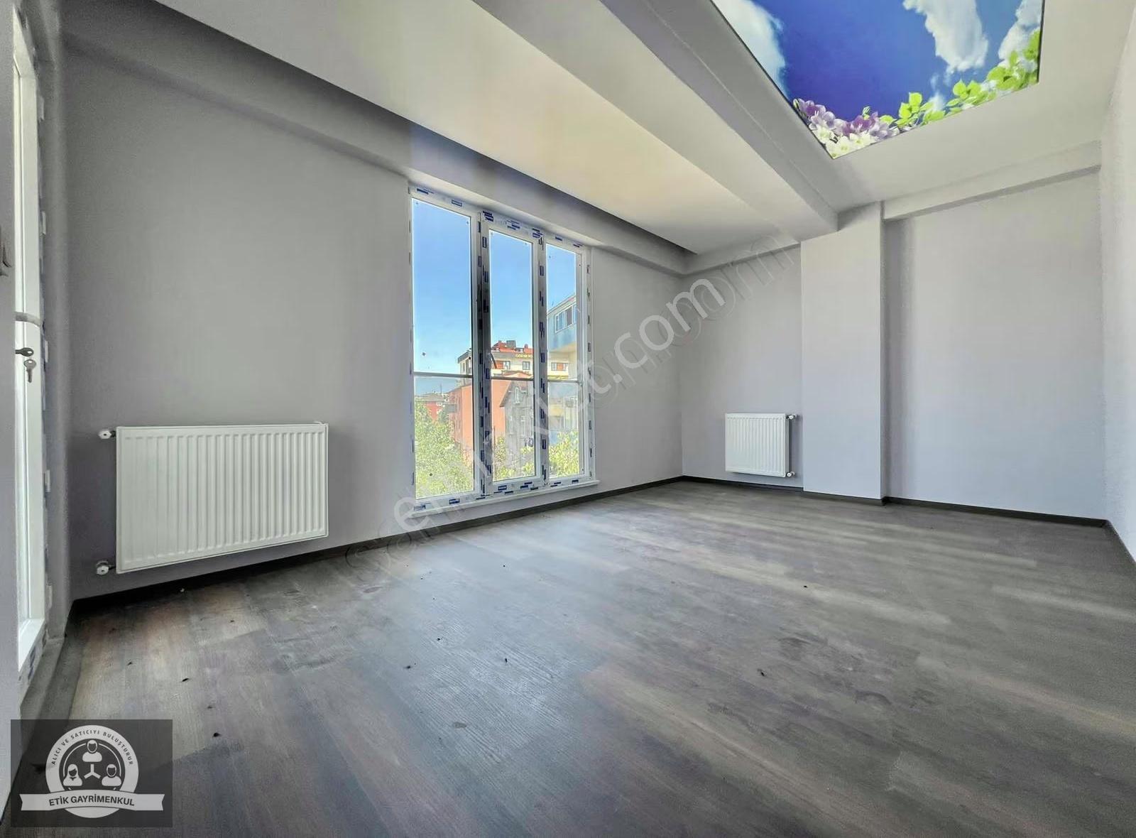 Ahmet Yesevi Mah. Kiralık 4+1 Çatı Dubleks Daire - Görsel 2