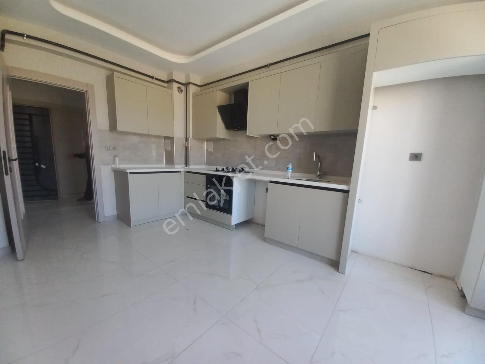 Emrah Çiftci'den Selçuklu Parsana Mah.stadyum Civarı Satılık 3+1 Sıfır Lüks Daireler - Görsel 12