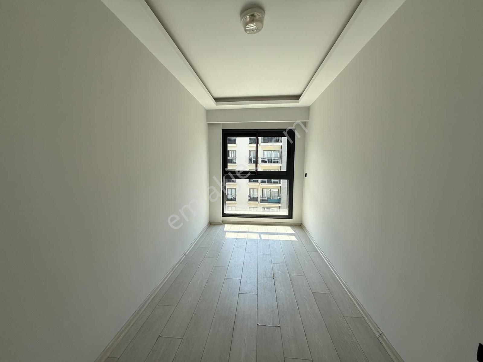 Yedieylül Mah. 80m² 2+1 Geniş Arakat Havuzlu Site Kapalı Otopark - Görsel 28