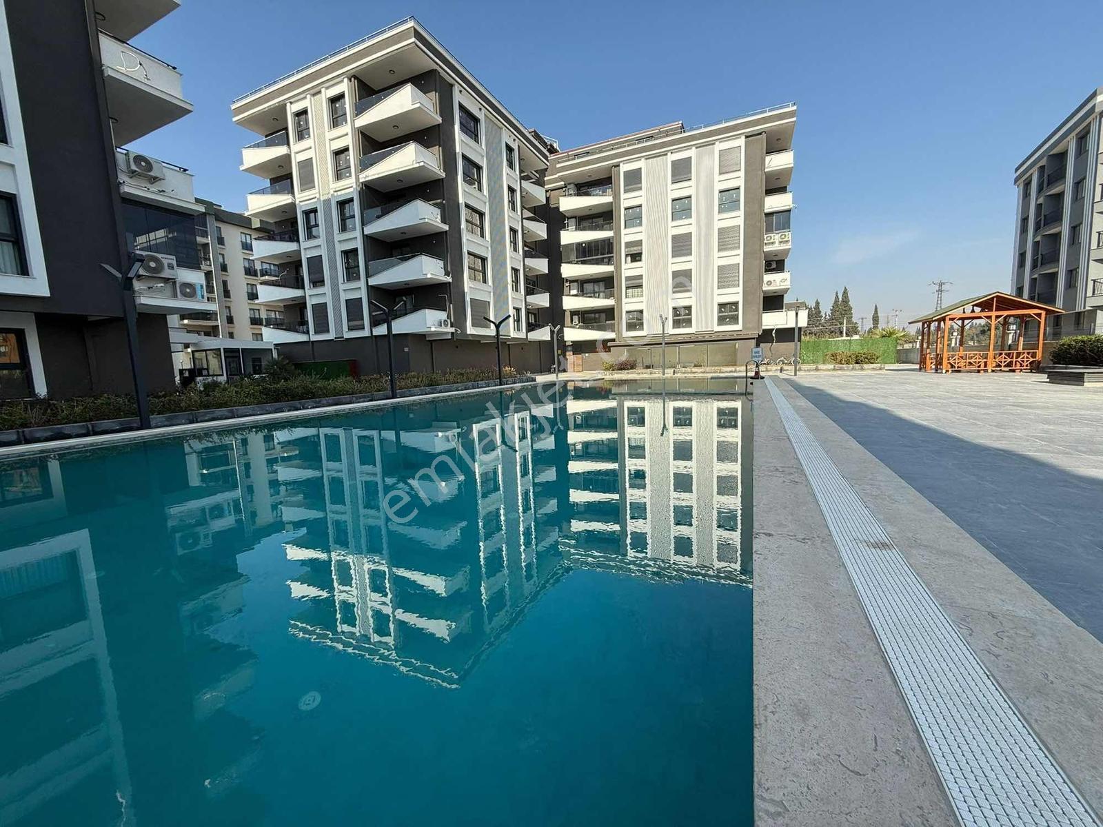 Yedieylül Mah. 80m² 2+1 Geniş Arakat Havuzlu Site Kapalı Otopark - Görsel 22