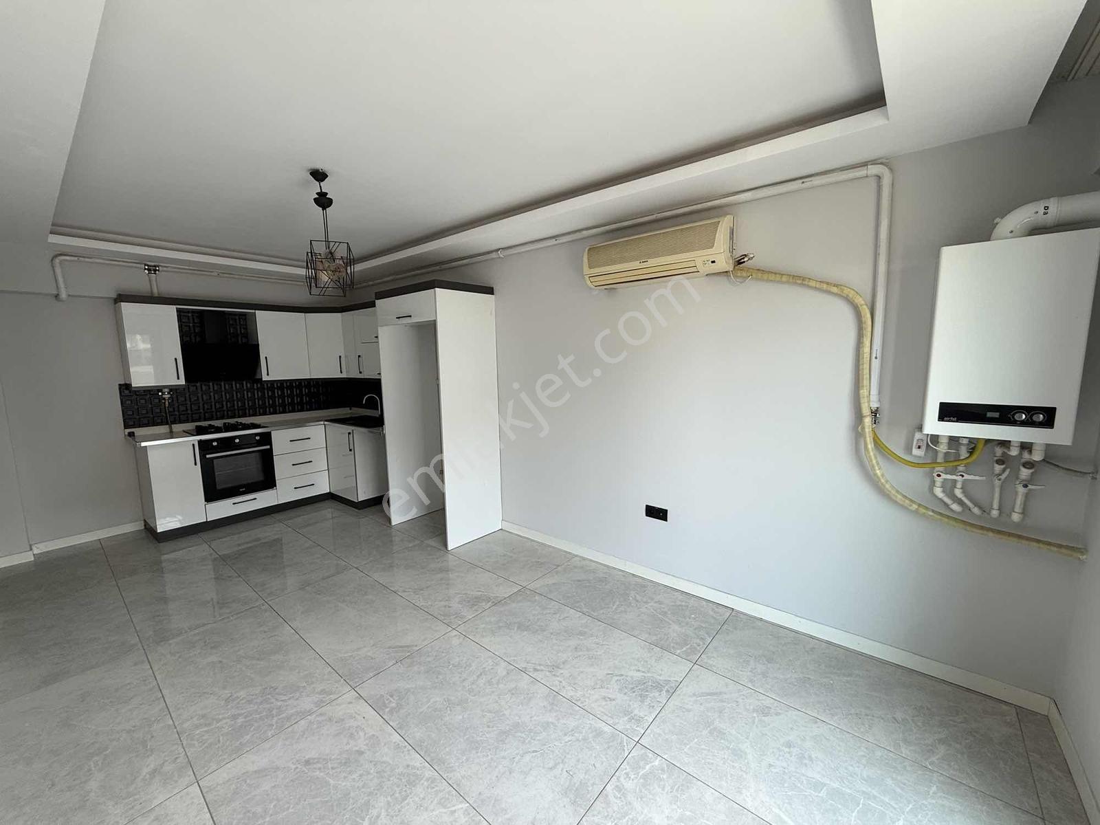 Yedieylül Mah. 80m² 2+1 Geniş Arakat Havuzlu Site Kapalı Otopark - Görsel 26