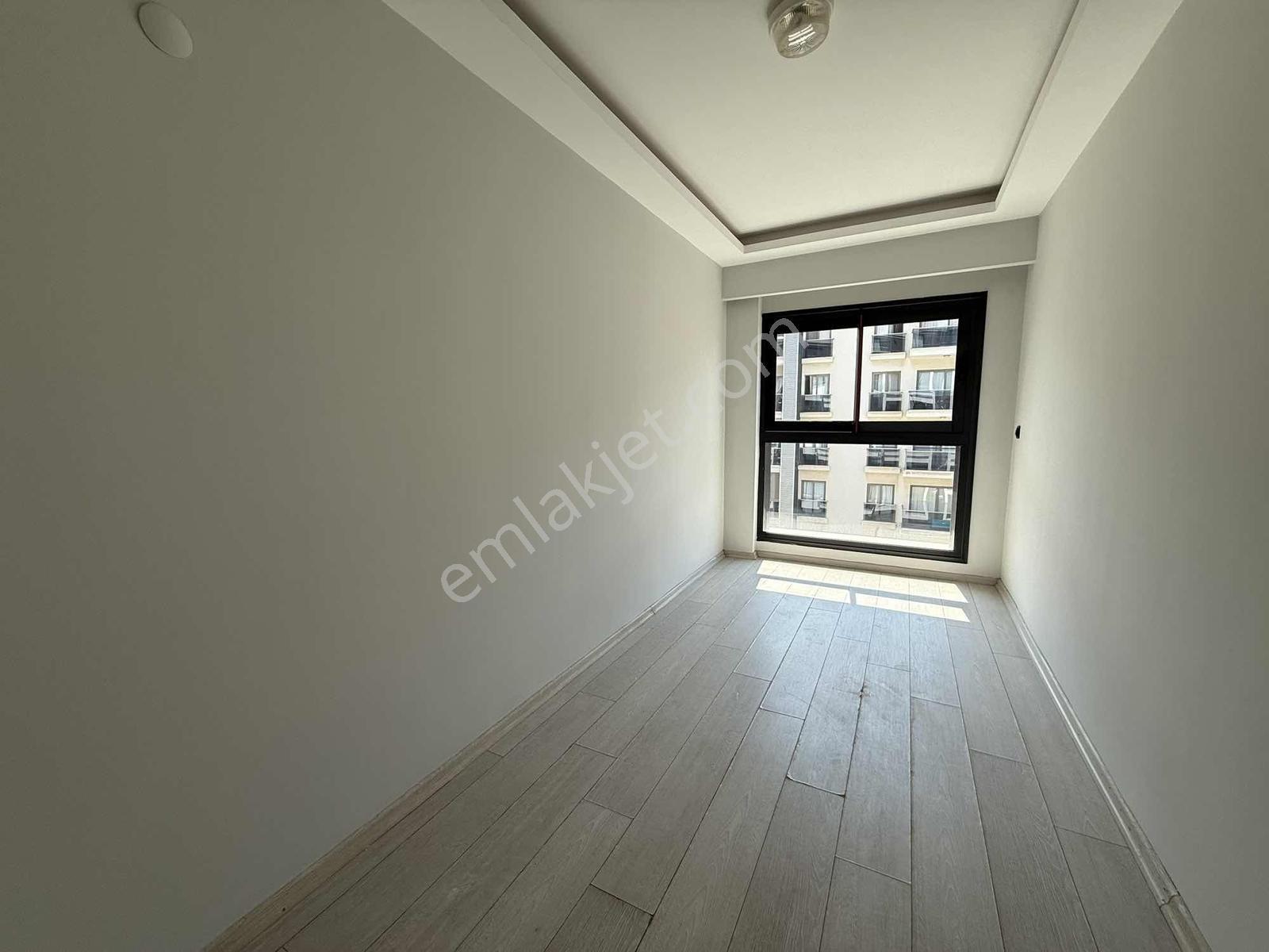 Yedieylül Mah. 80m² 2+1 Geniş Arakat Havuzlu Site Kapalı Otopark - Görsel 20