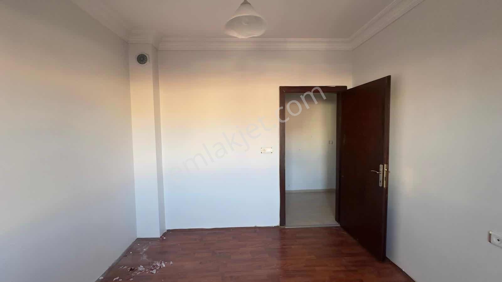 Niğde Çarşı Merkezde Kiralık 4+1 200m2 Kiralık Daire - Görsel 21
