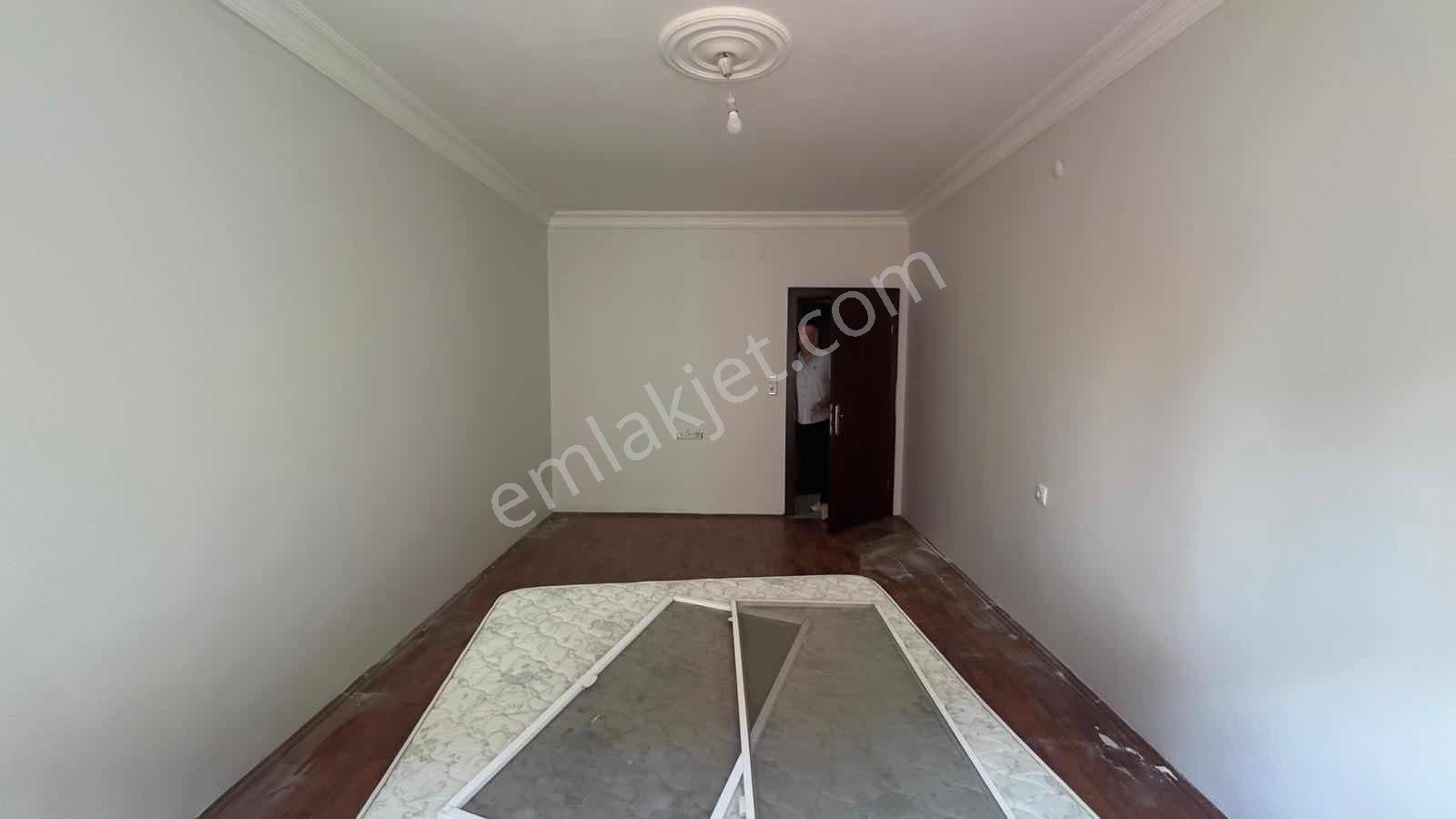 Niğde Çarşı Merkezde Kiralık 4+1 200m2 Kiralık Daire - Görsel 12
