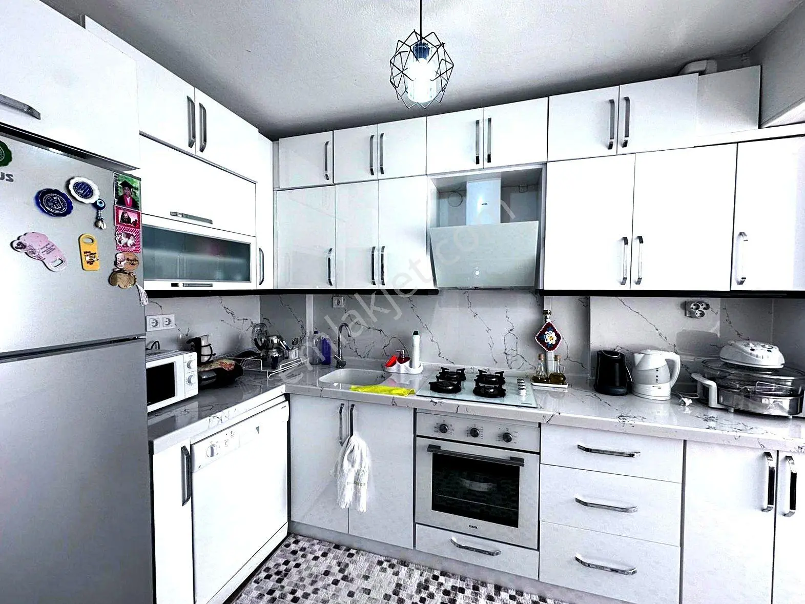 🛑🛑aktif'ten Akçay Merkez'de Satılık Full Yapılı Yüksek Kredili Ön Cephe 2+1 Daire