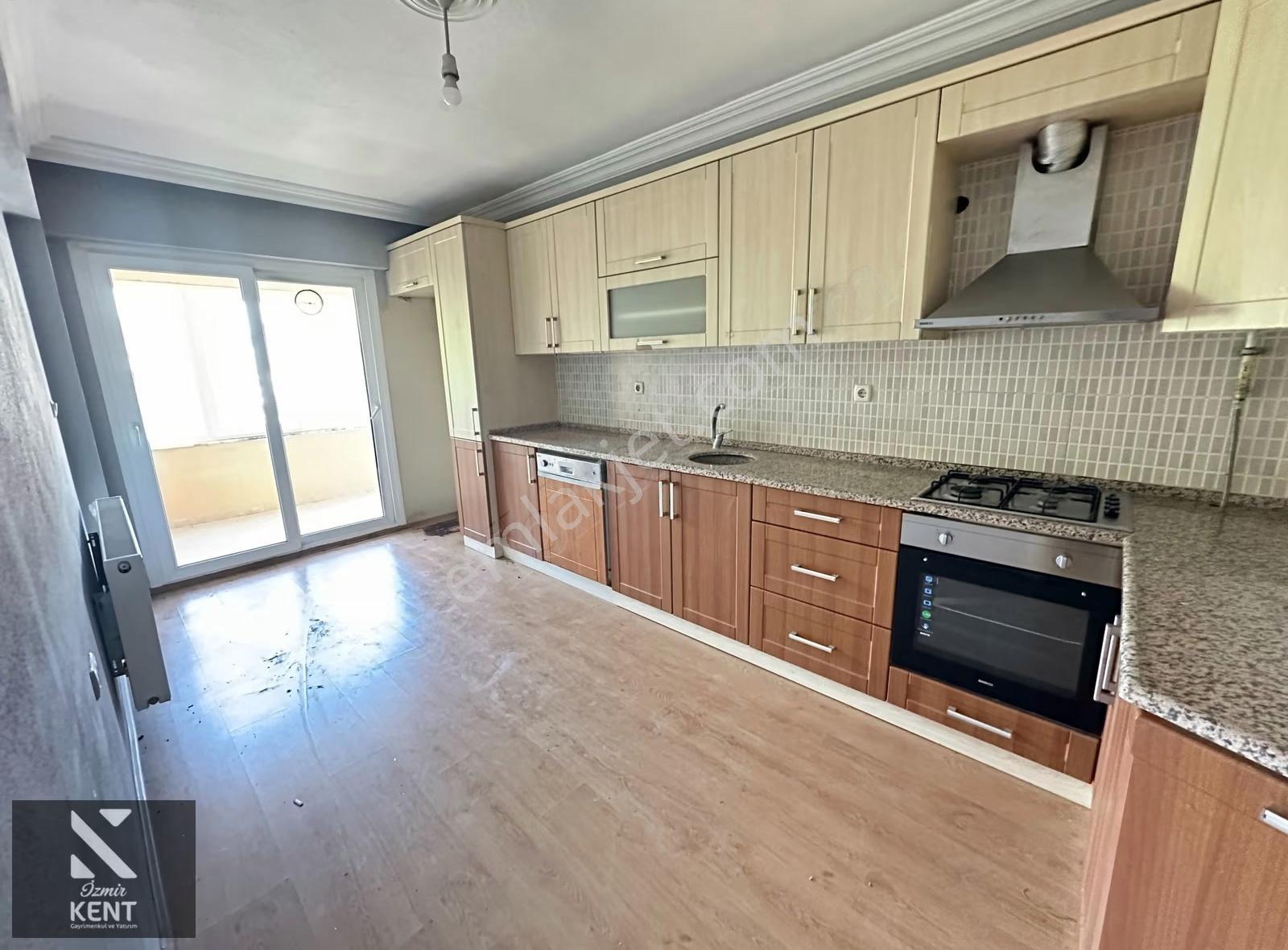 Kemalpaşa Sekiz Eylülde Satılık 3+1 Daire 140m2 - Görsel 10