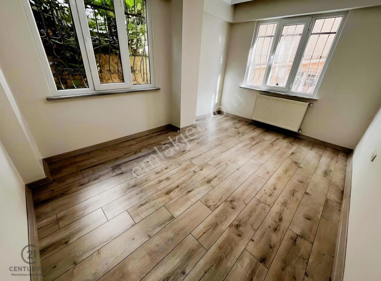 Eyüp Güzeltepe Mahallesi Balkonlu 3+1 Kiralık Daire - Görsel 15