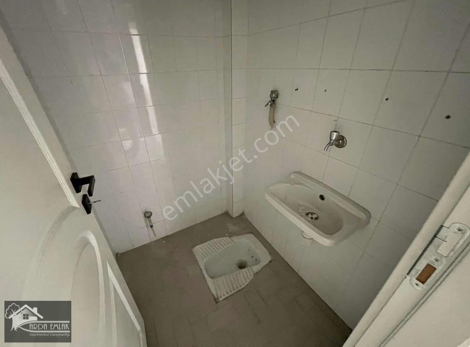 Arda'dan Mersin Yenişehir Gazi'de Gmk Üzeri Kiralık Ofis - Görsel 9