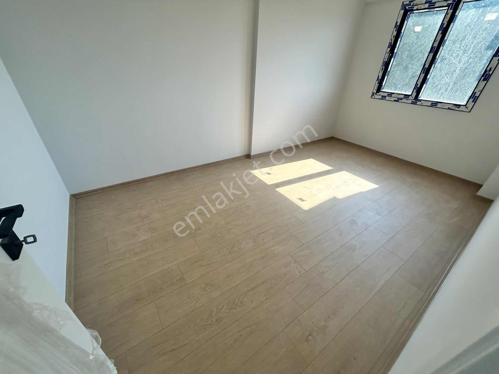 Muradiye Mah'sinde Site İçersinde Havuzlu 1+1 Satılık Daire - Görsel 9