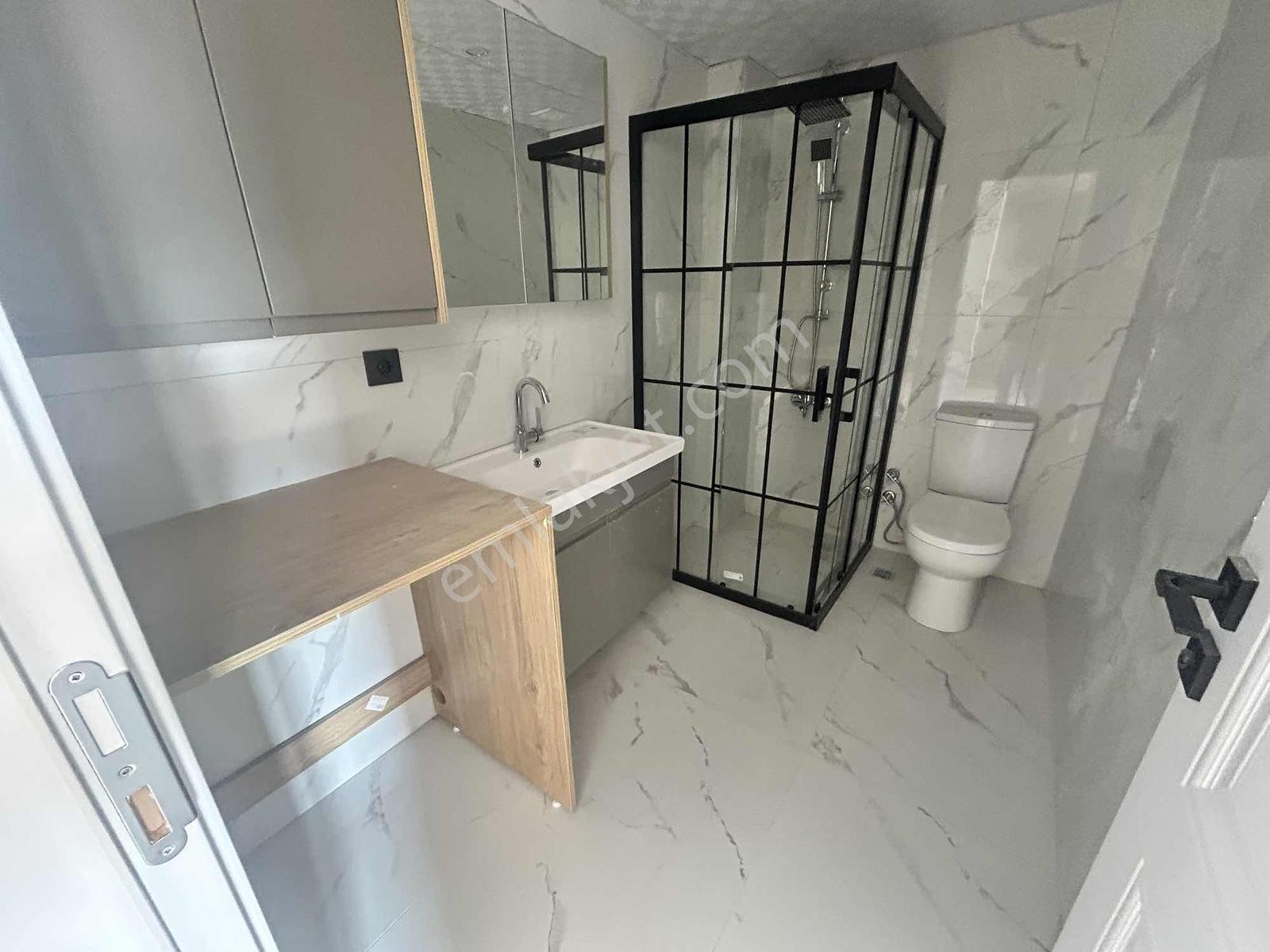 Muradiye Mah'sinde Site İçersinde Havuzlu 1+1 Satılık Daire - Görsel 5