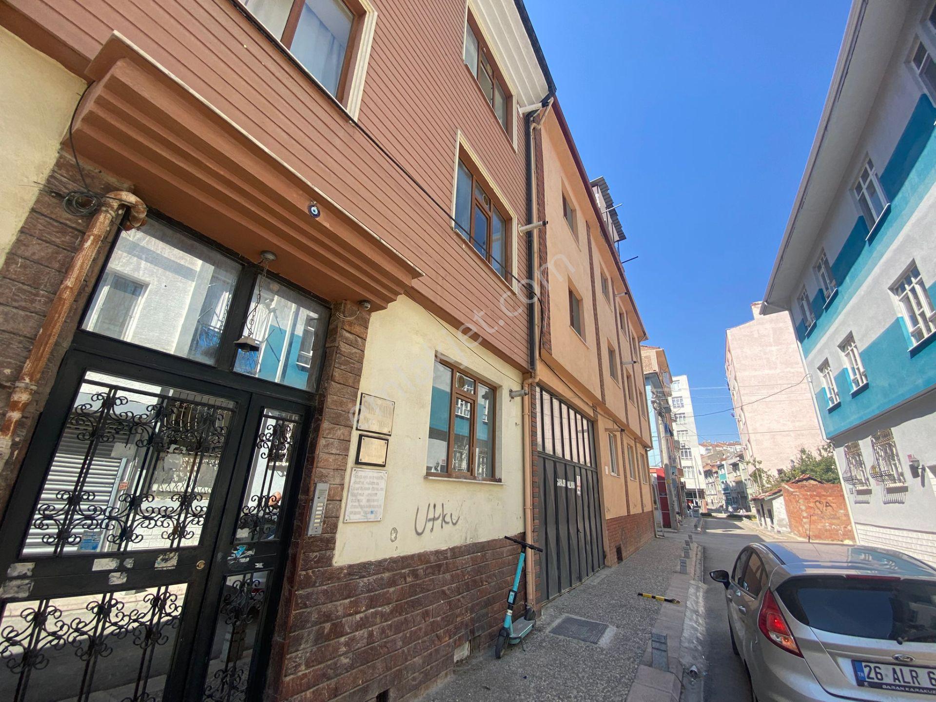 Şehir Merkezi Köprübaşında Fırsat Arakat Bakımlı 1+1 Daire Bk-12 - Görsel 15