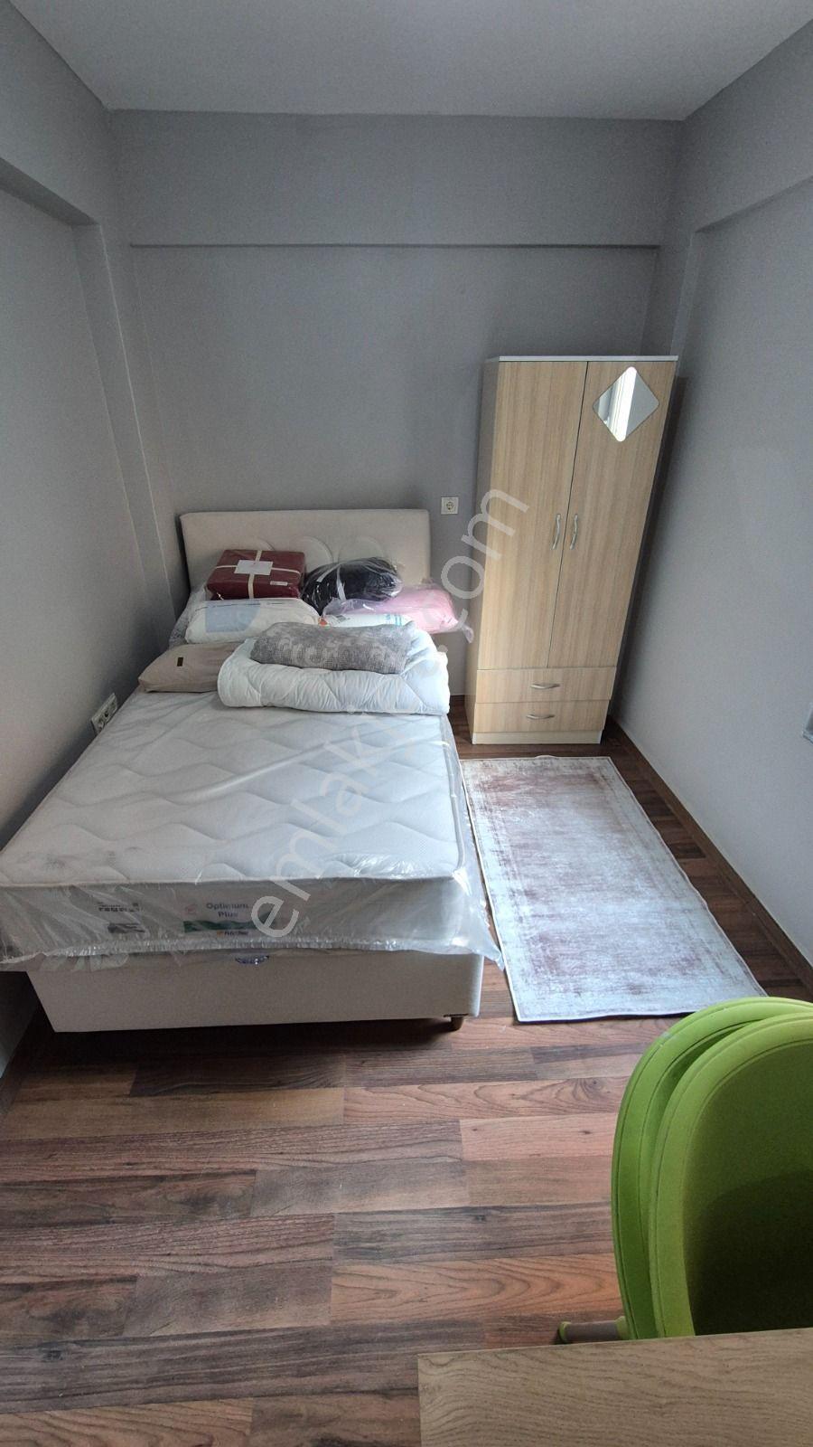 Eski Belediye Yakininda 1+1 Eşyalı Apart Satılık - Görsel 4