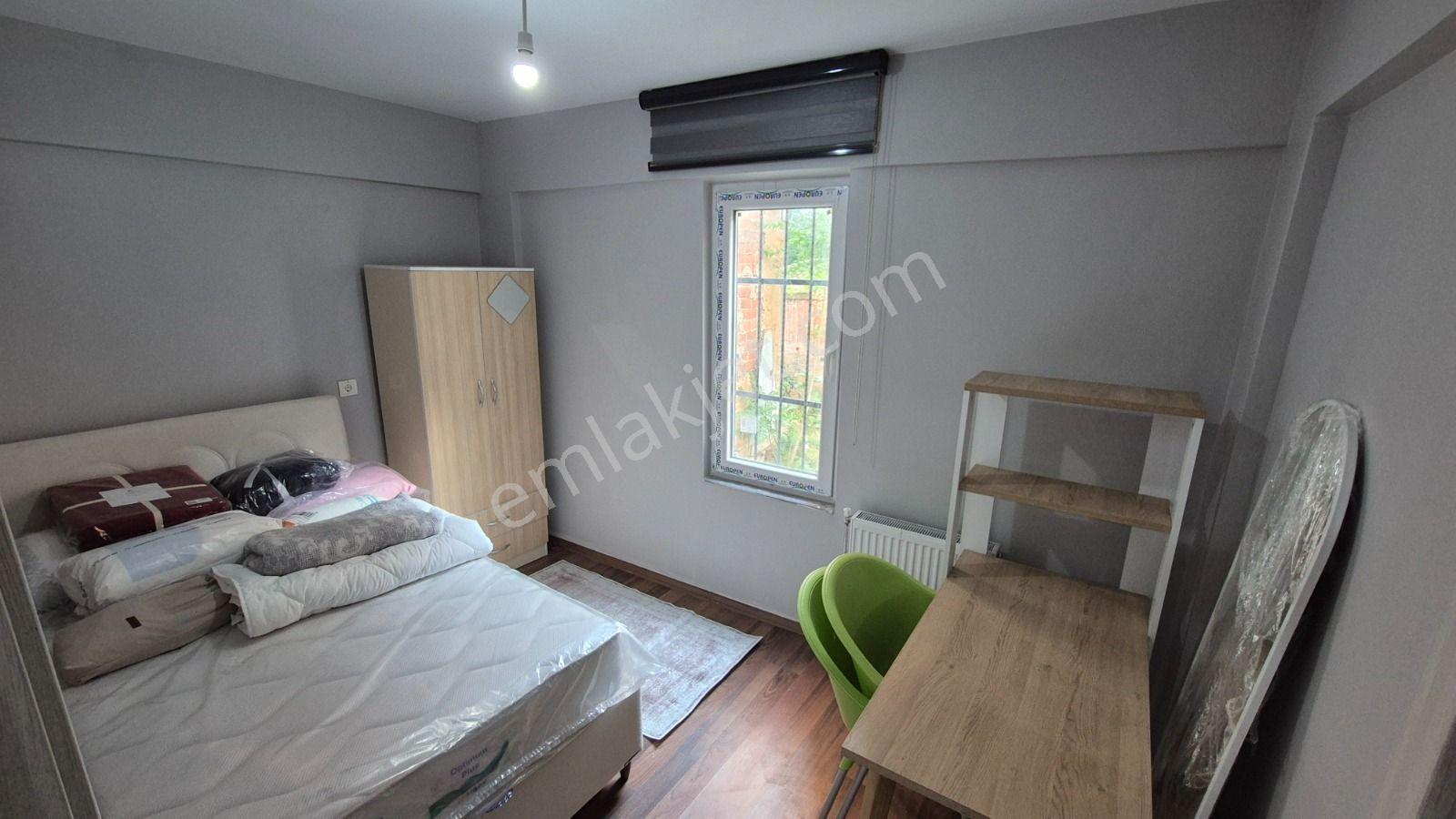 Eski Belediye Yakininda 1+1 Eşyalı Apart Satılık - Görsel 3