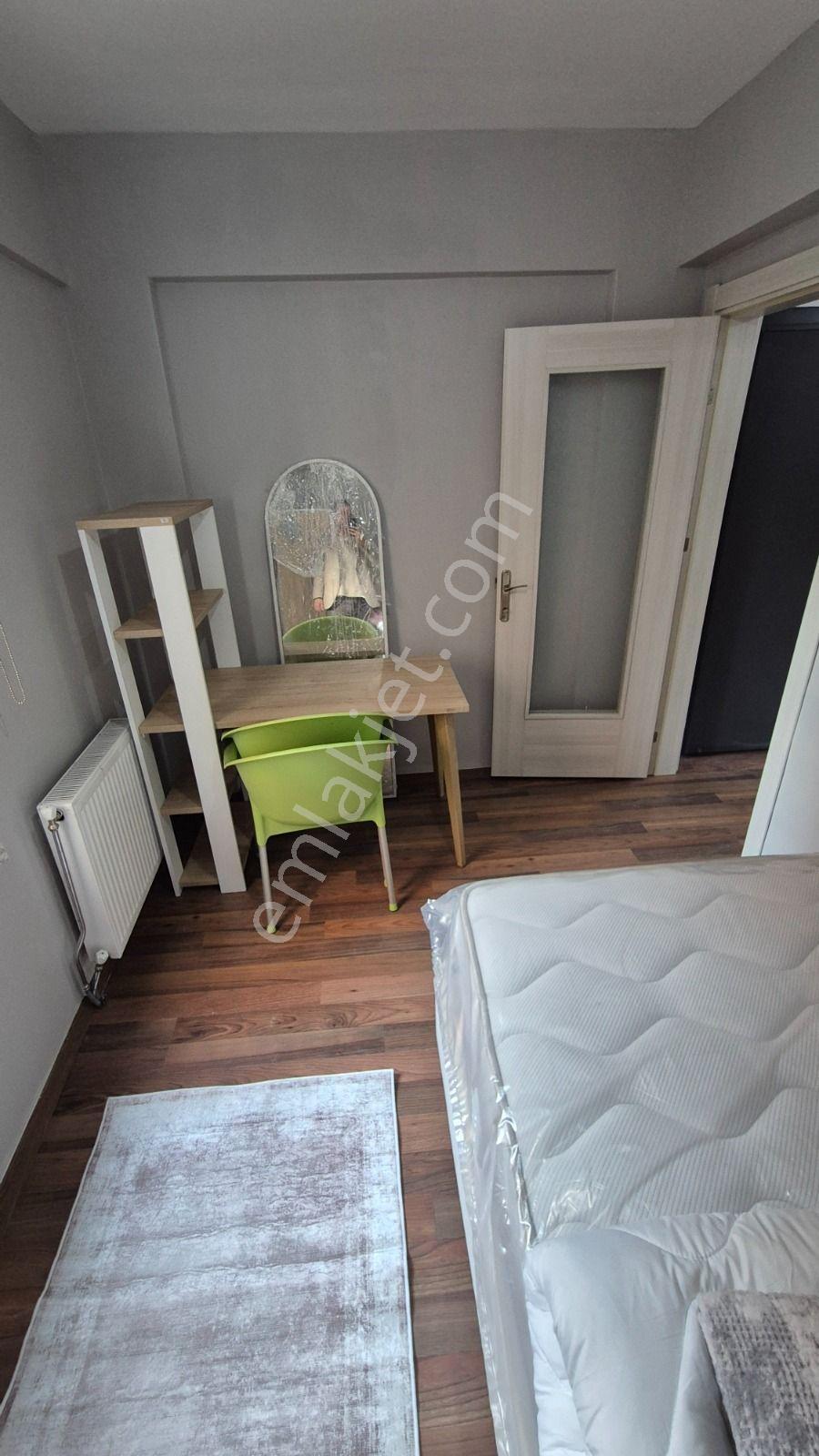 Eski Belediye Yakininda 1+1 Eşyalı Apart Satılık - Görsel 7