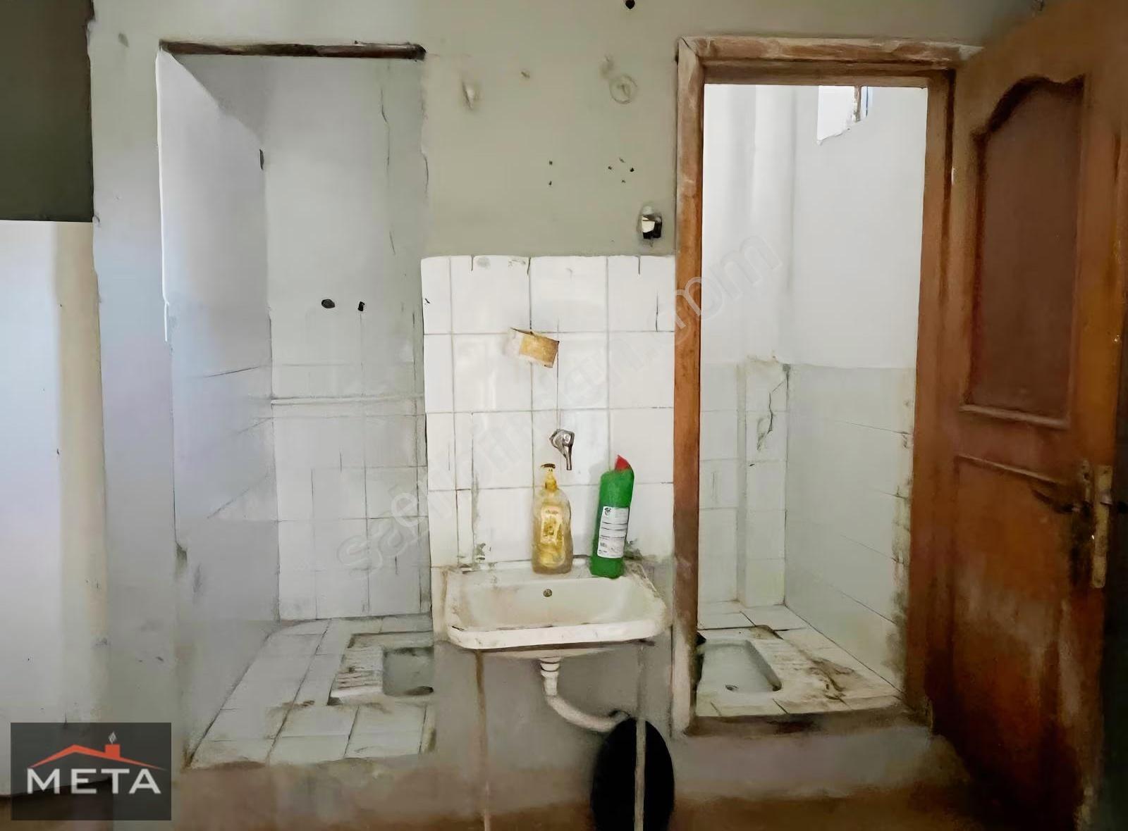 Meta'dan 135 M2 Cadde Üzeri Düz Giriş Atölye - Görsel 2
