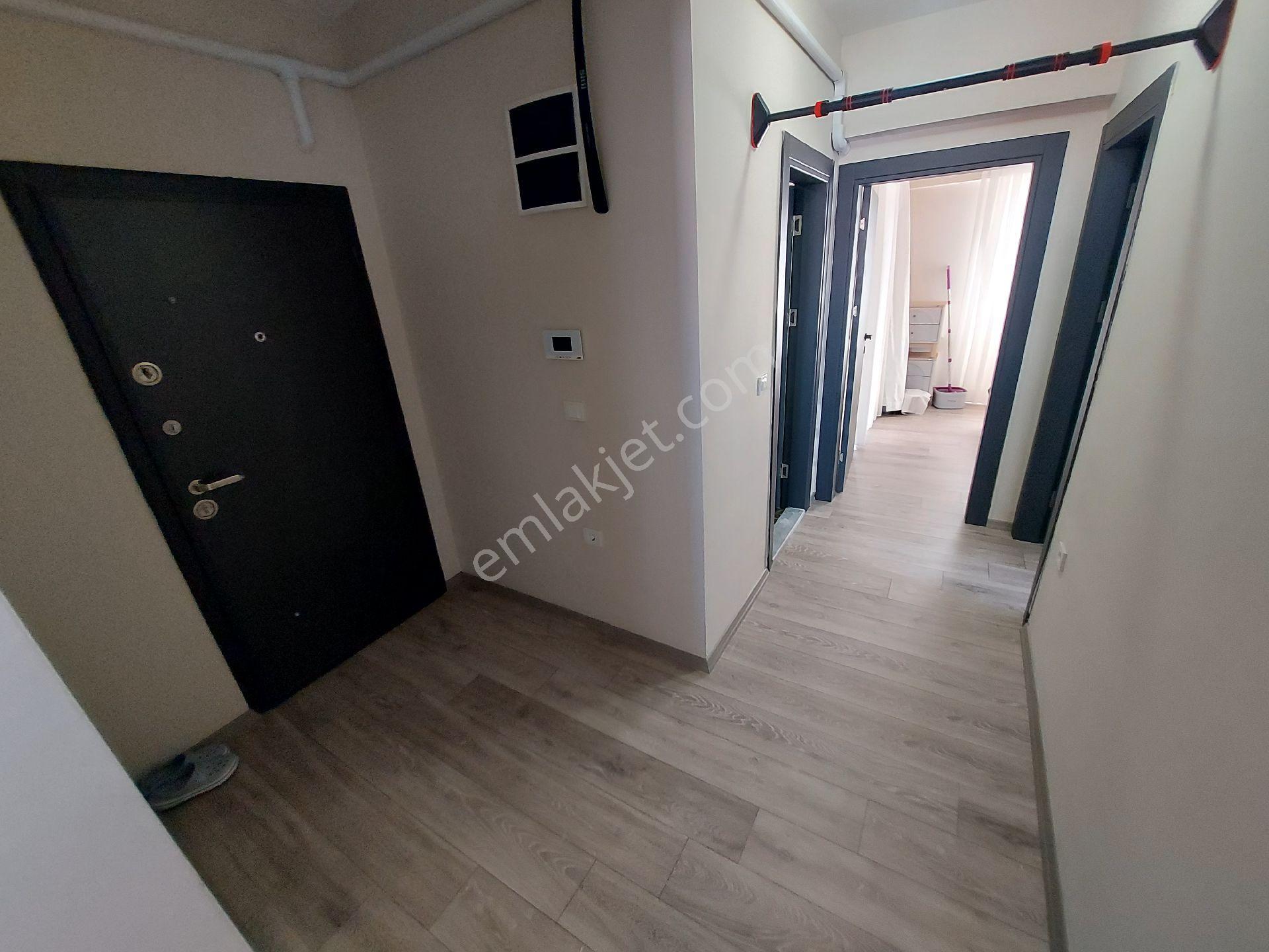 Ordu Cumhuriyet Mah 2+1 Satılık Daire Kombi Ve Ankastre Set Dahil Sahile Bir Kaç Adım Uzaklıkta - Görsel 6