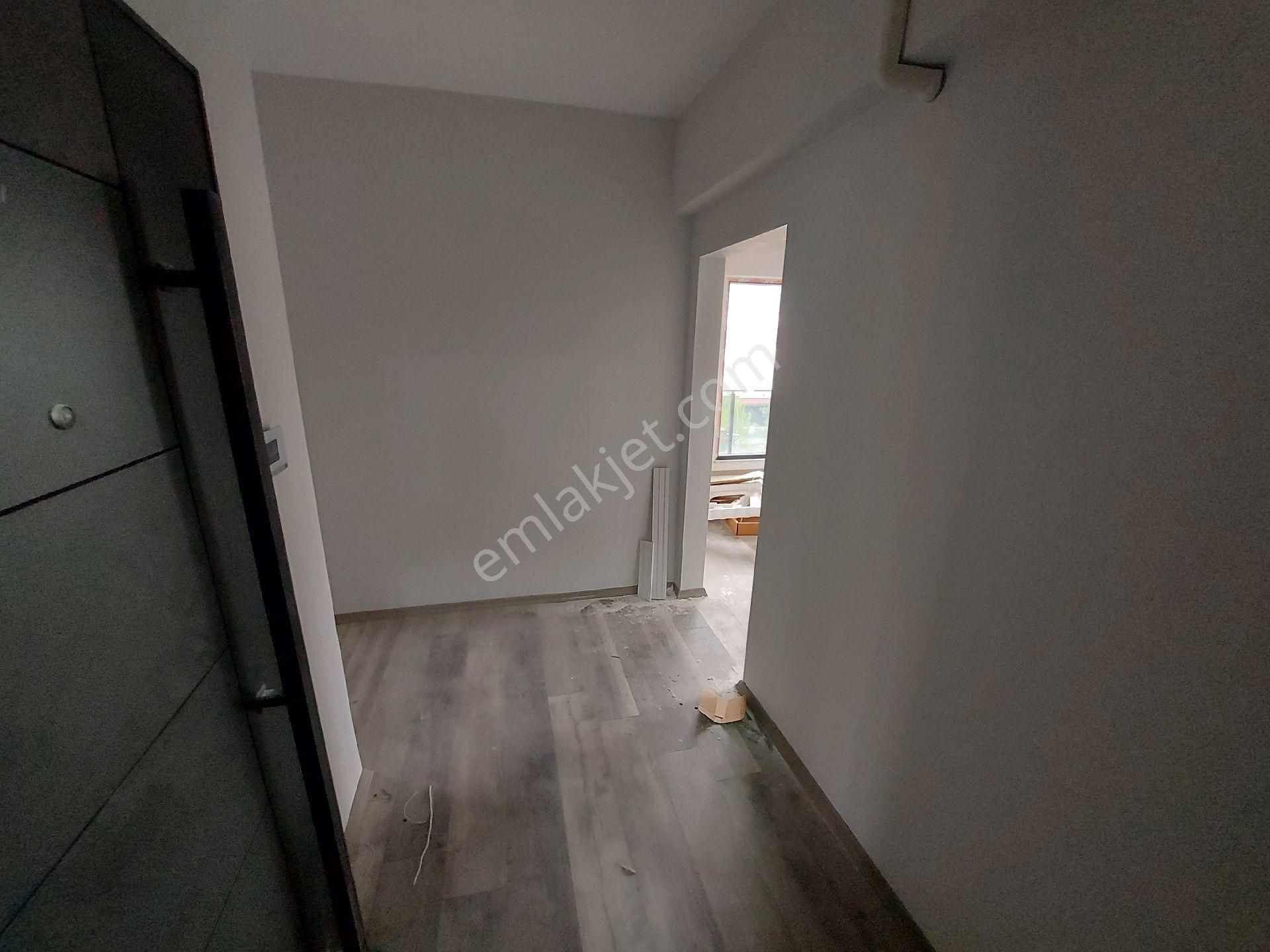 Ordu Cumhuriyet Mah 2+1 Satılık Daire Kombi Ve Ankastre Set Dahil Sahile Bir Kaç Adım Uzaklıkta - Görsel 7