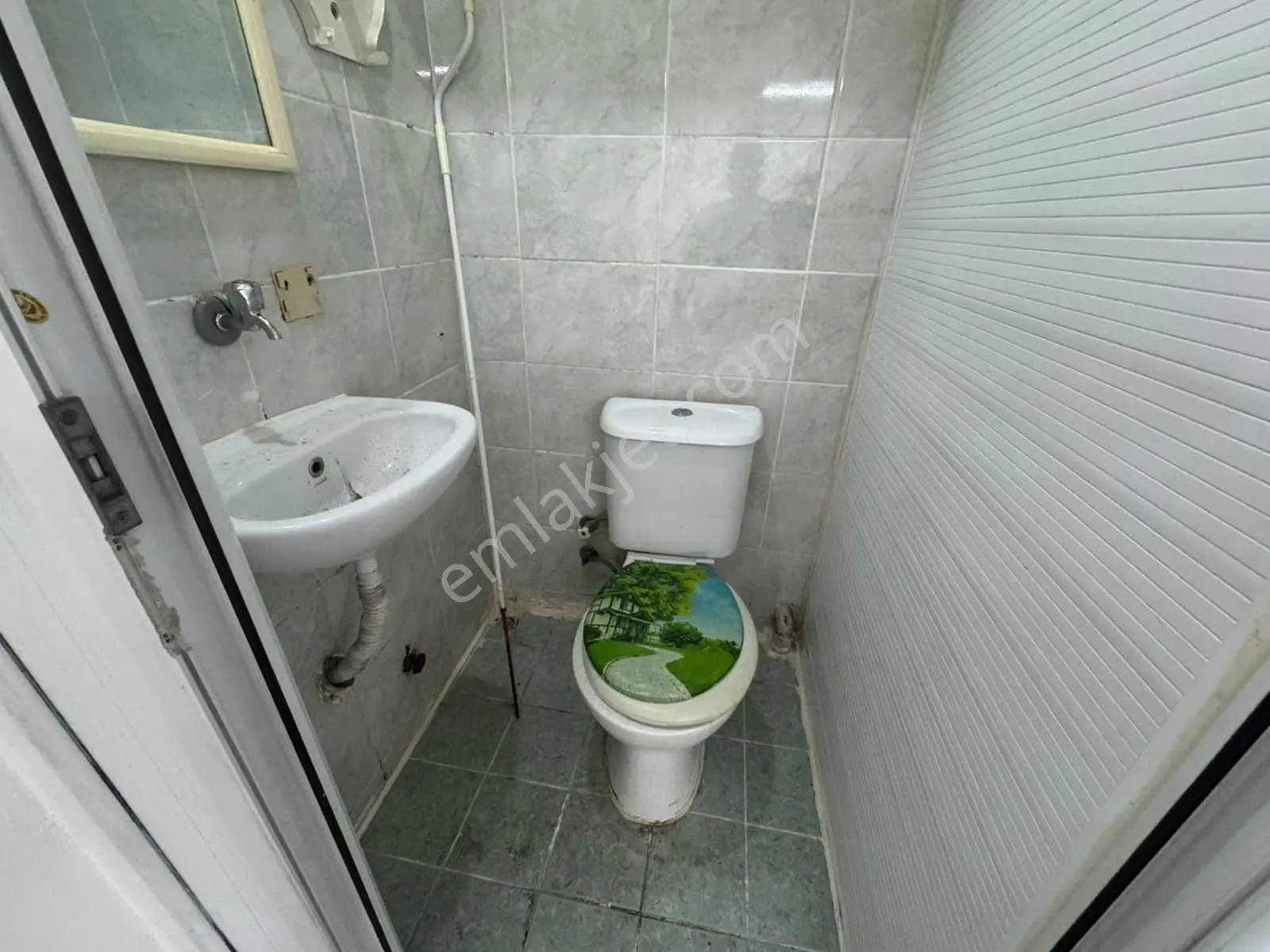 Ecem Emlaktan Silivrikapı Caddesinde 40m2 Dükkan - Görsel 4
