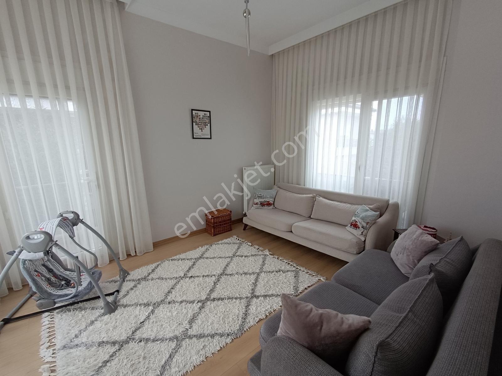 Çorlu Önerler'de Site İçerisinde Müstakil Havuzlu Lüks Villa - Görsel 20