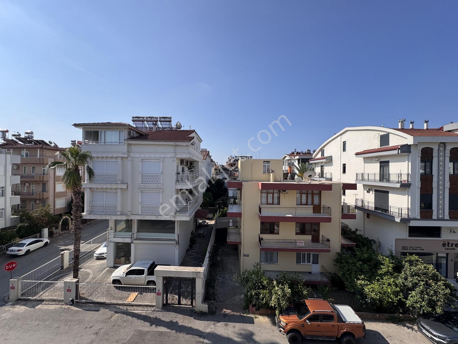 Aşağıhisar Merkezde Asansörlü Yeni Geniş 6+1 Kiralık Dubleks - Görsel 24