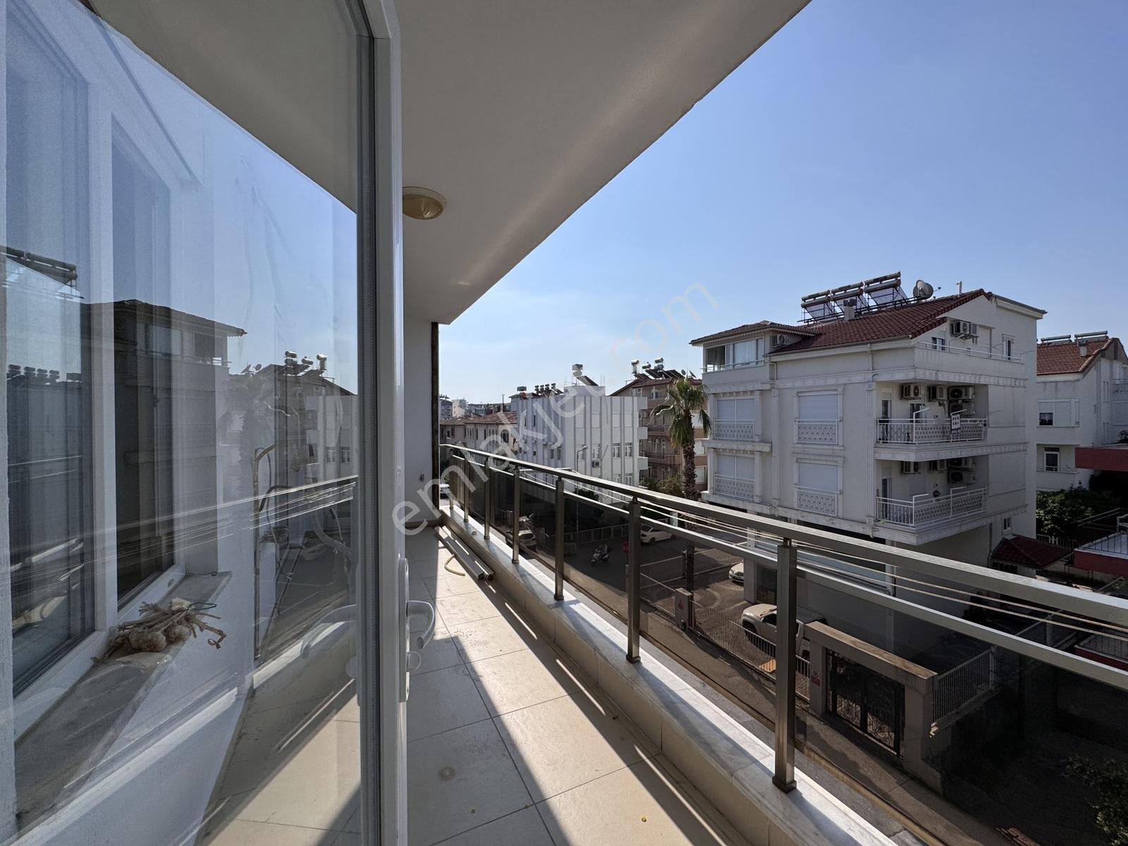 Aşağıhisar Merkezde Asansörlü Yeni Geniş 6+1 Kiralık Dubleks - Görsel 22