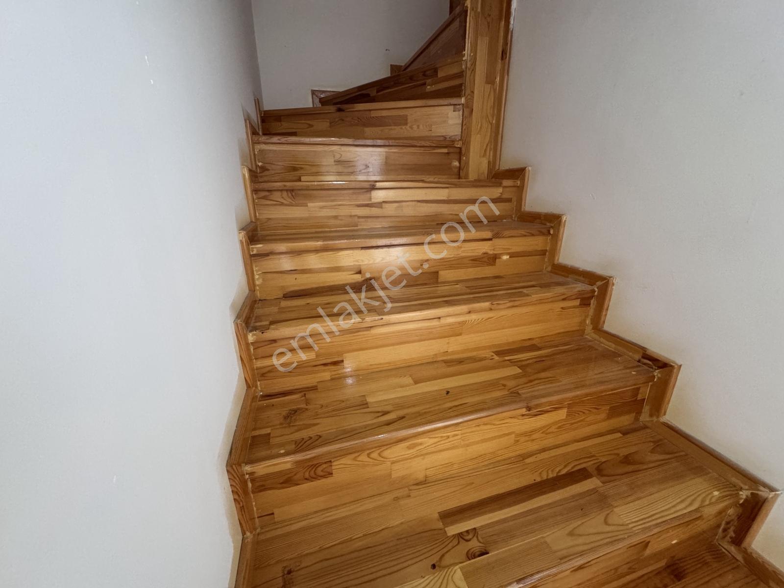 Aşağıhisar Merkezde Asansörlü Yeni Geniş 6+1 Kiralık Dubleks - Görsel 15