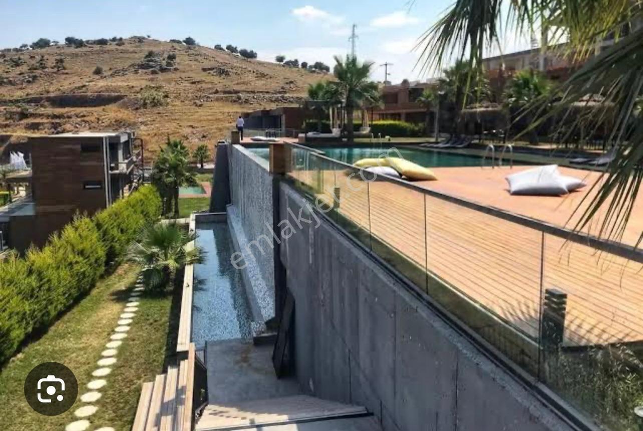 Bodrum Meşelik 1+1 Tatil Komseptli Sitede